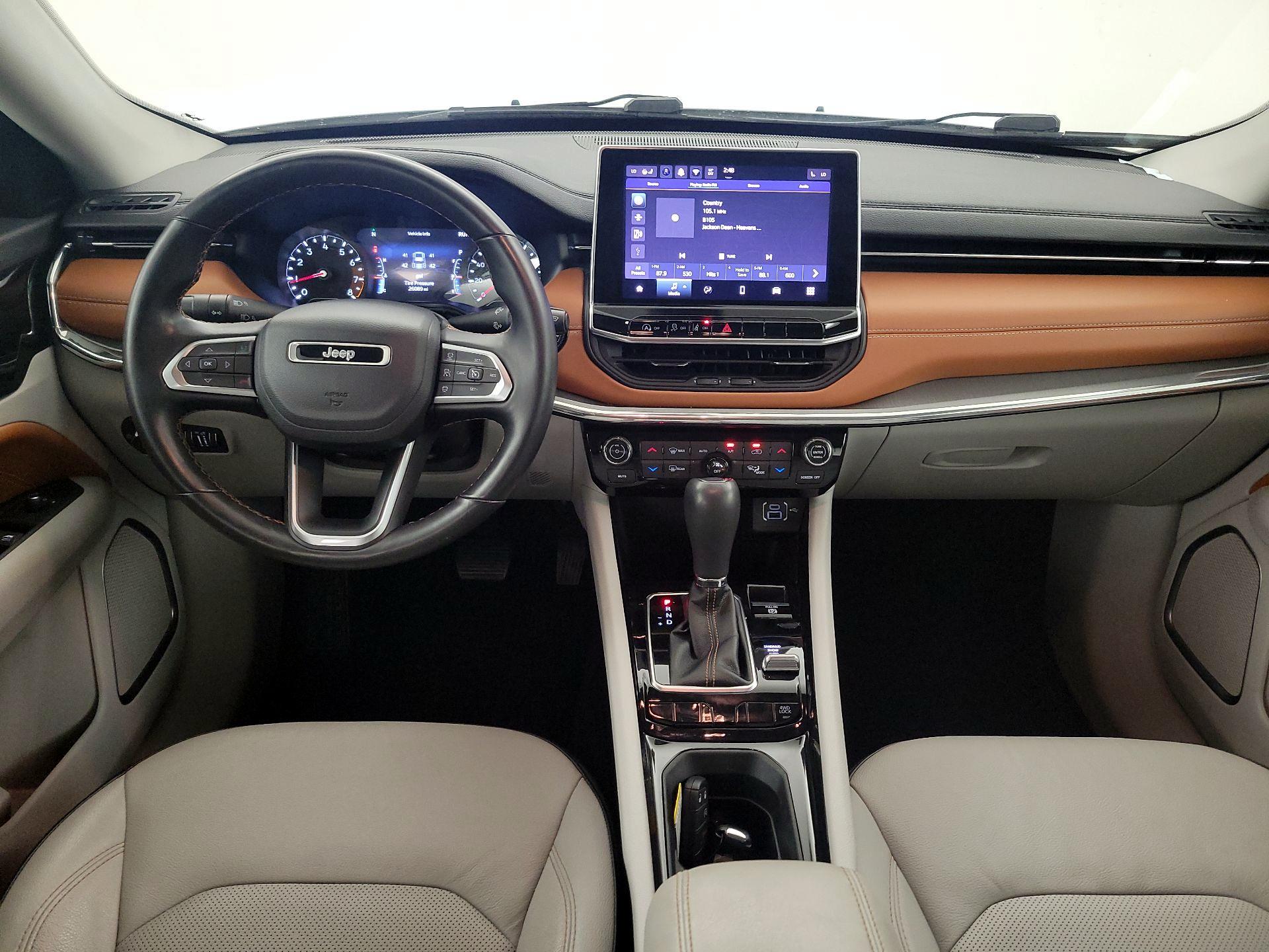 Thumbnail: 2022 Jeep Compass - 9