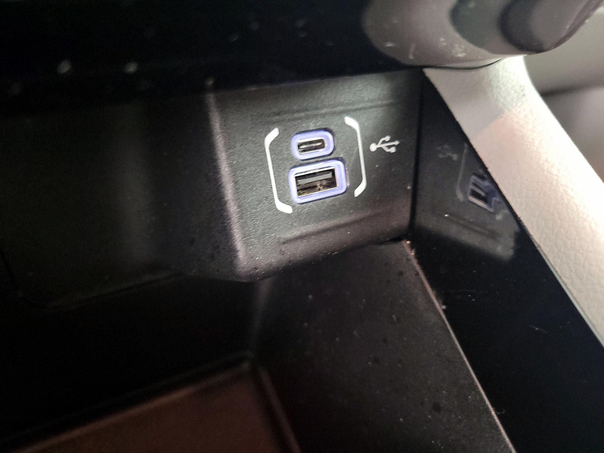 Thumbnail: 2022 Jeep Compass - 18