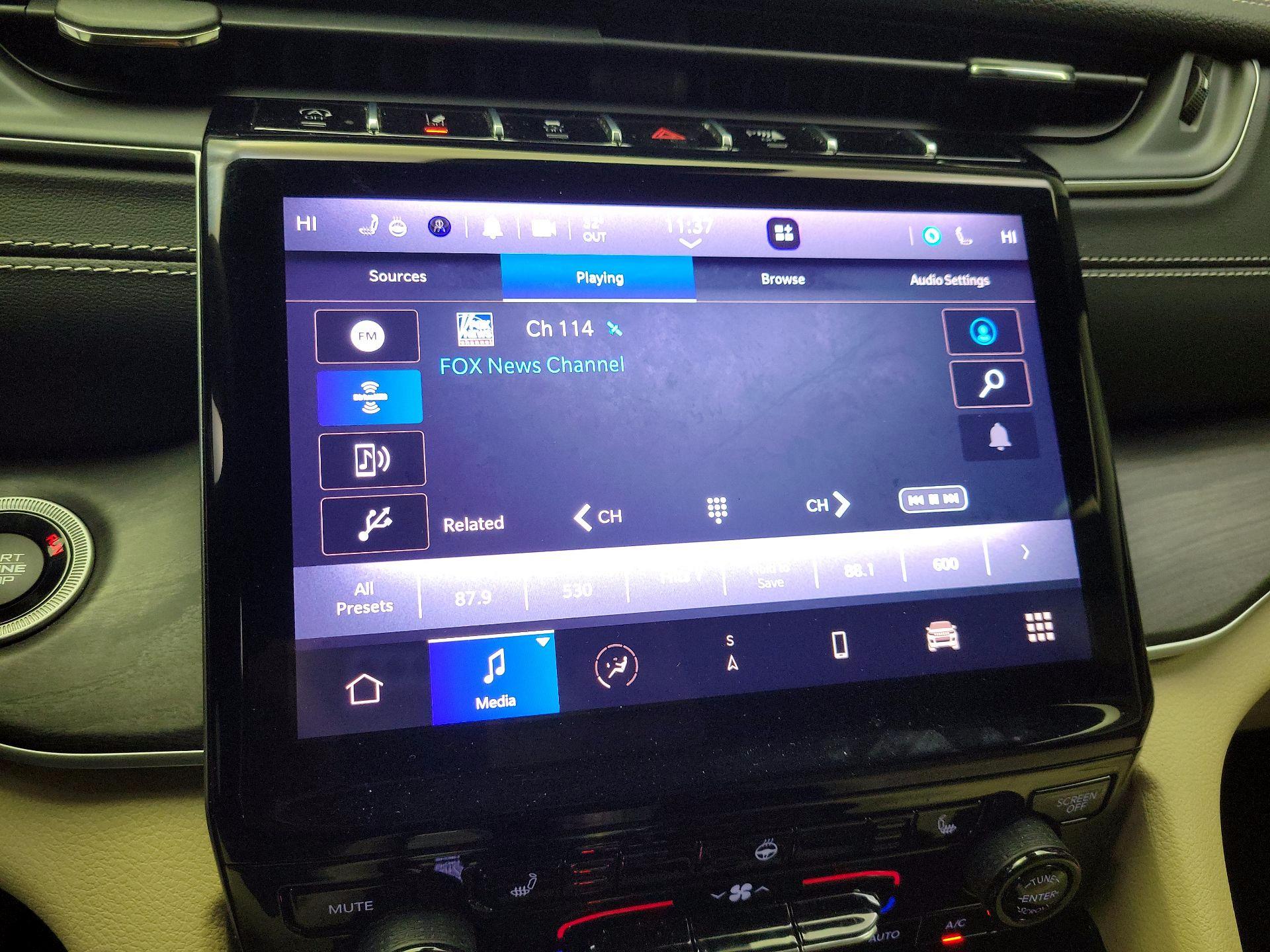 Thumbnail: 2023 Jeep Grand Cherokee - 16