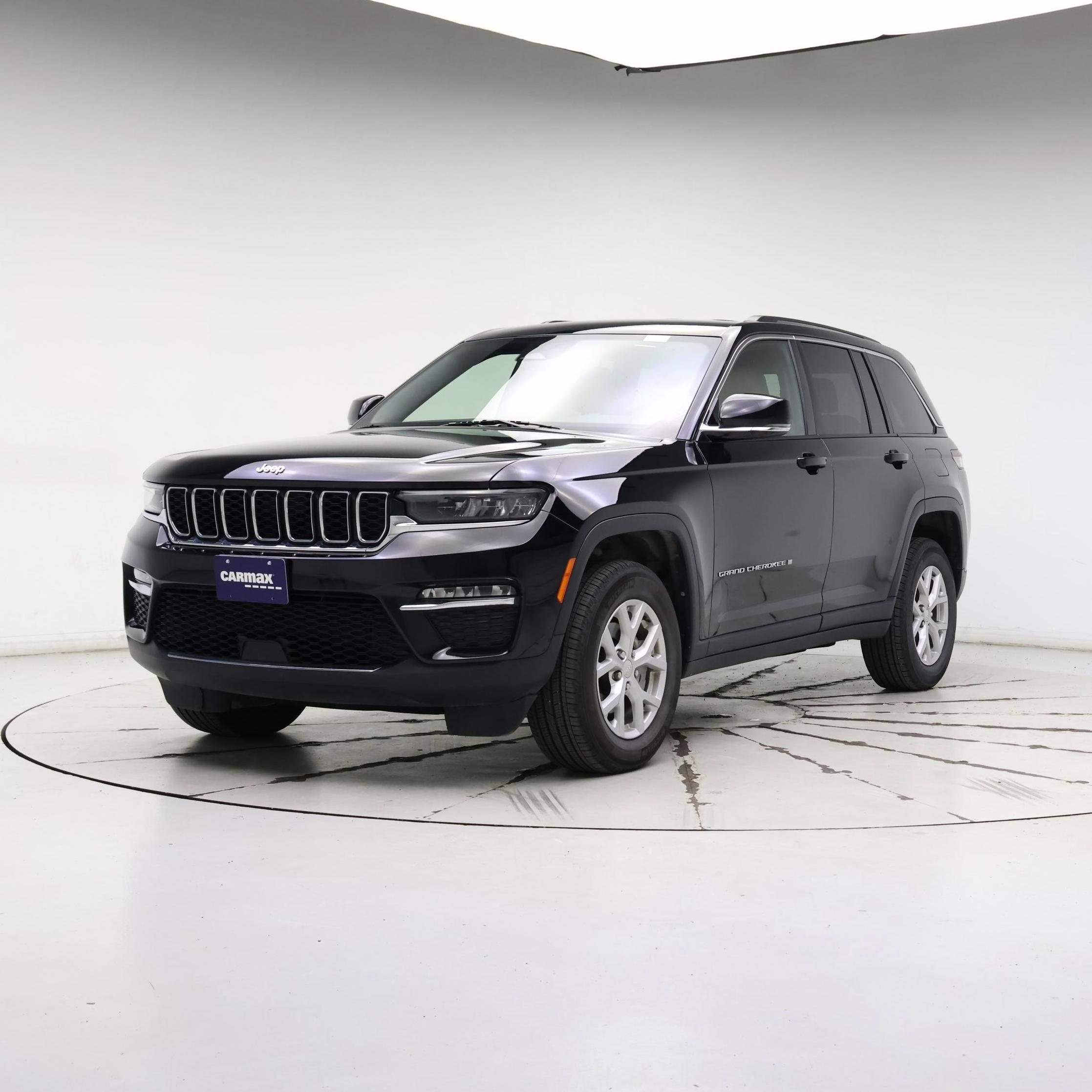 Thumbnail: 2023 Jeep Grand Cherokee - 4