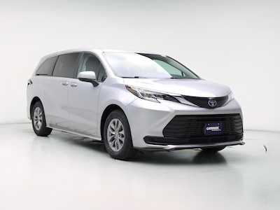 2023 Toyota Sienna Hybrid LE