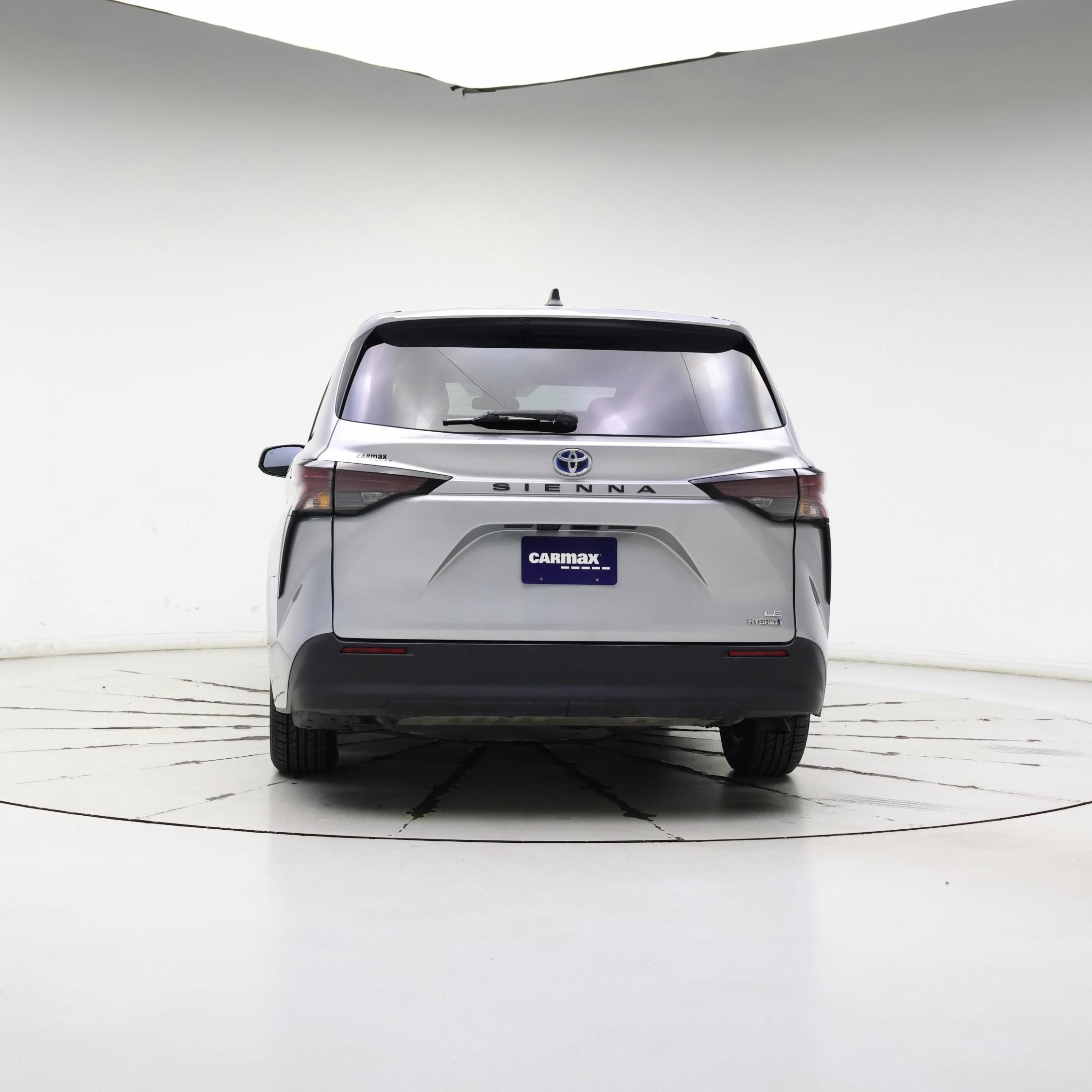 Thumbnail: 2023 Toyota Sienna - 6