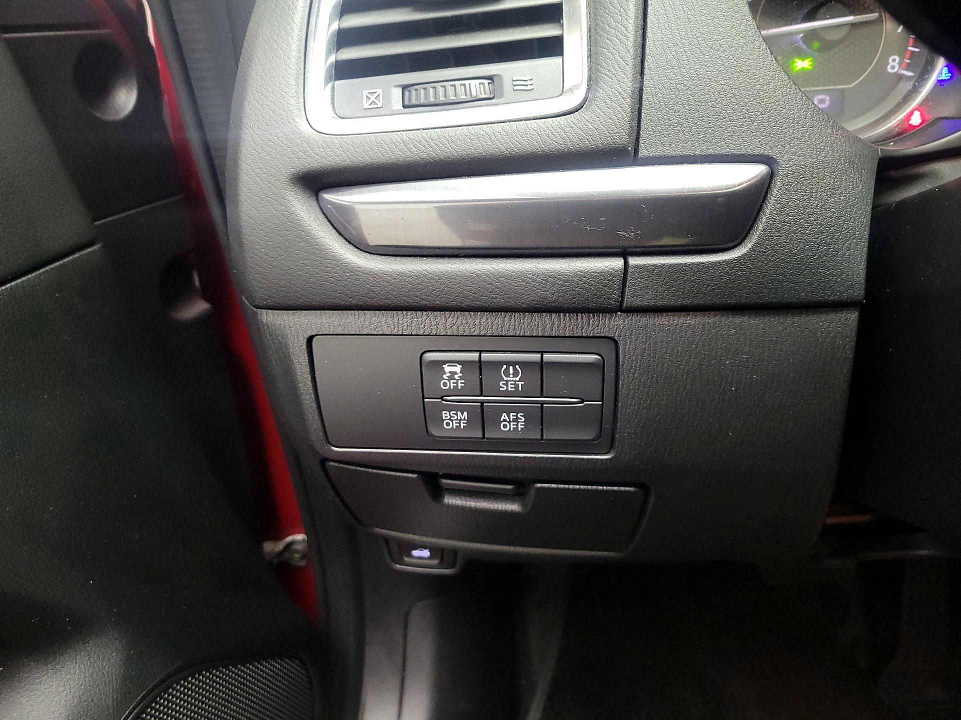 Thumbnail: 2015 Mazda Mazda6 - 13