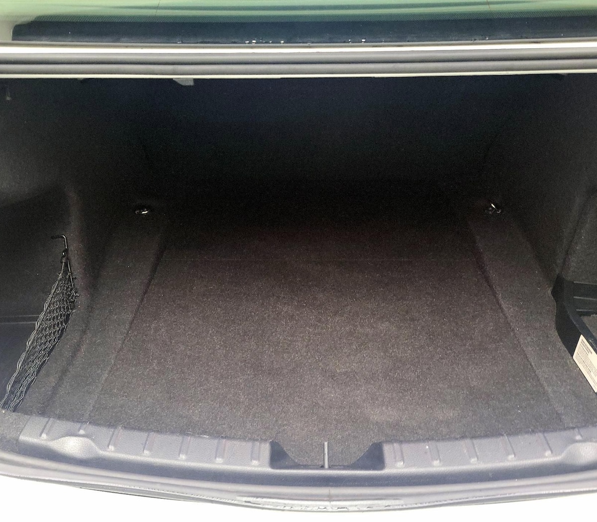 Trunk/Cargo (Seats Up)