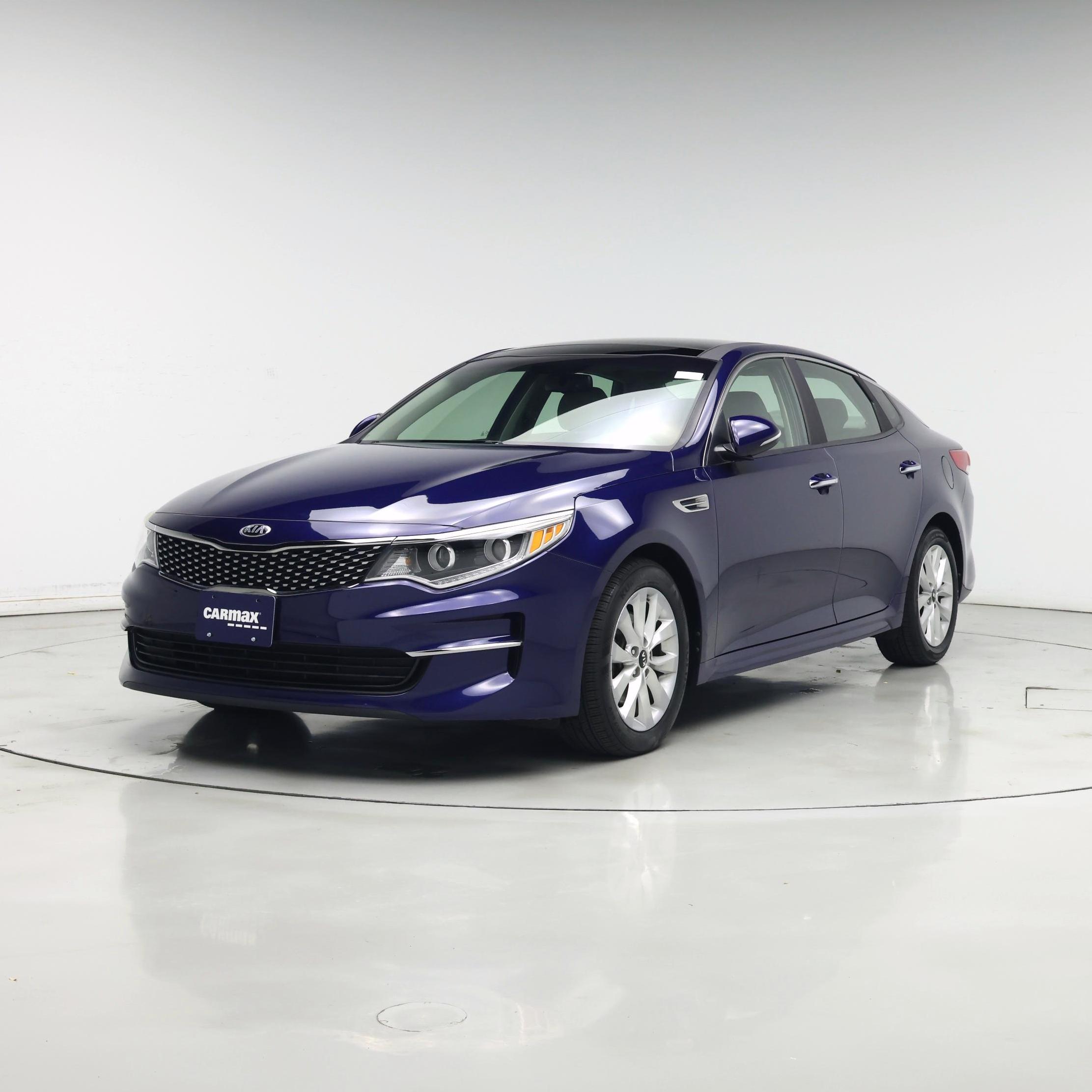 Thumbnail: 2016 Kia Optima - 4