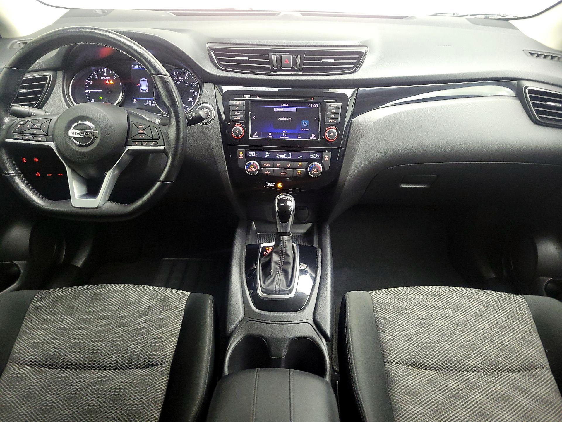 Thumbnail: 2022 Nissan Rogue Sport - 9