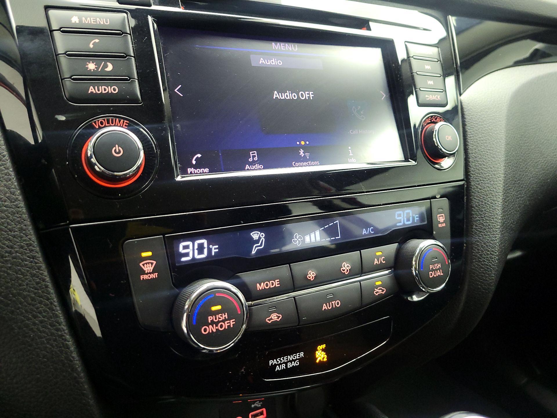 Thumbnail: 2022 Nissan Rogue Sport - 15