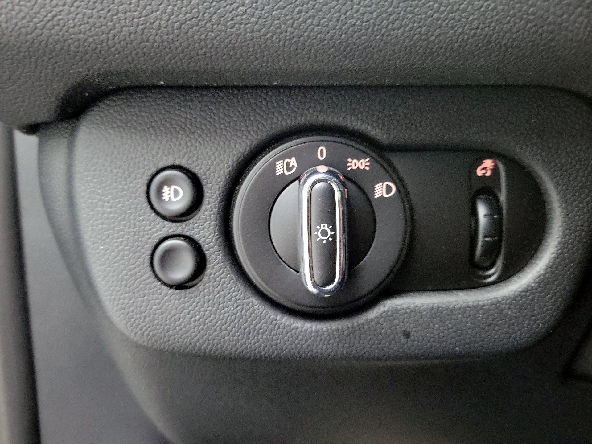 Thumbnail: 2020 MINI Cooper Clubman - 13