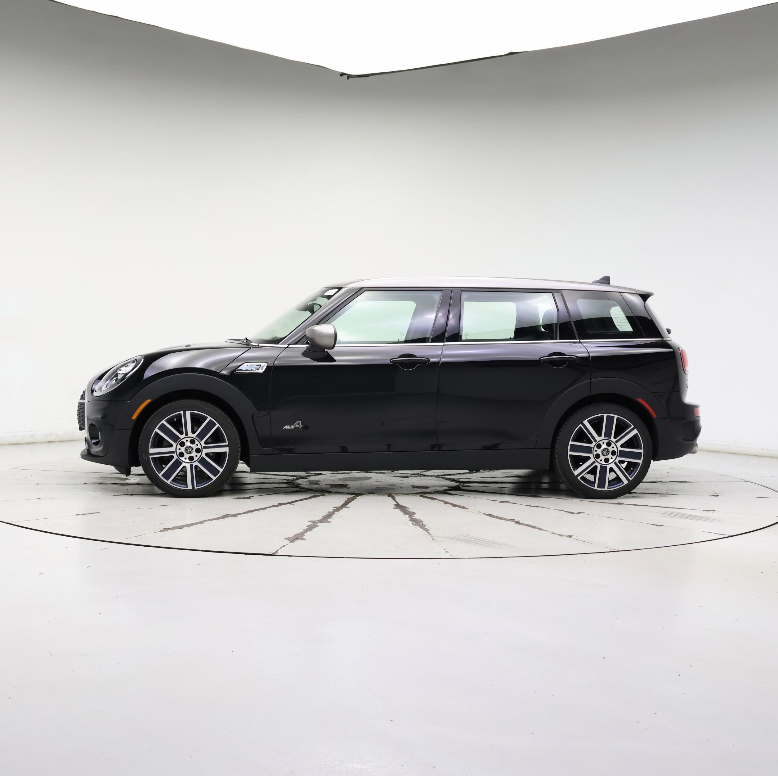 Thumbnail: 2020 MINI Cooper Clubman - 3