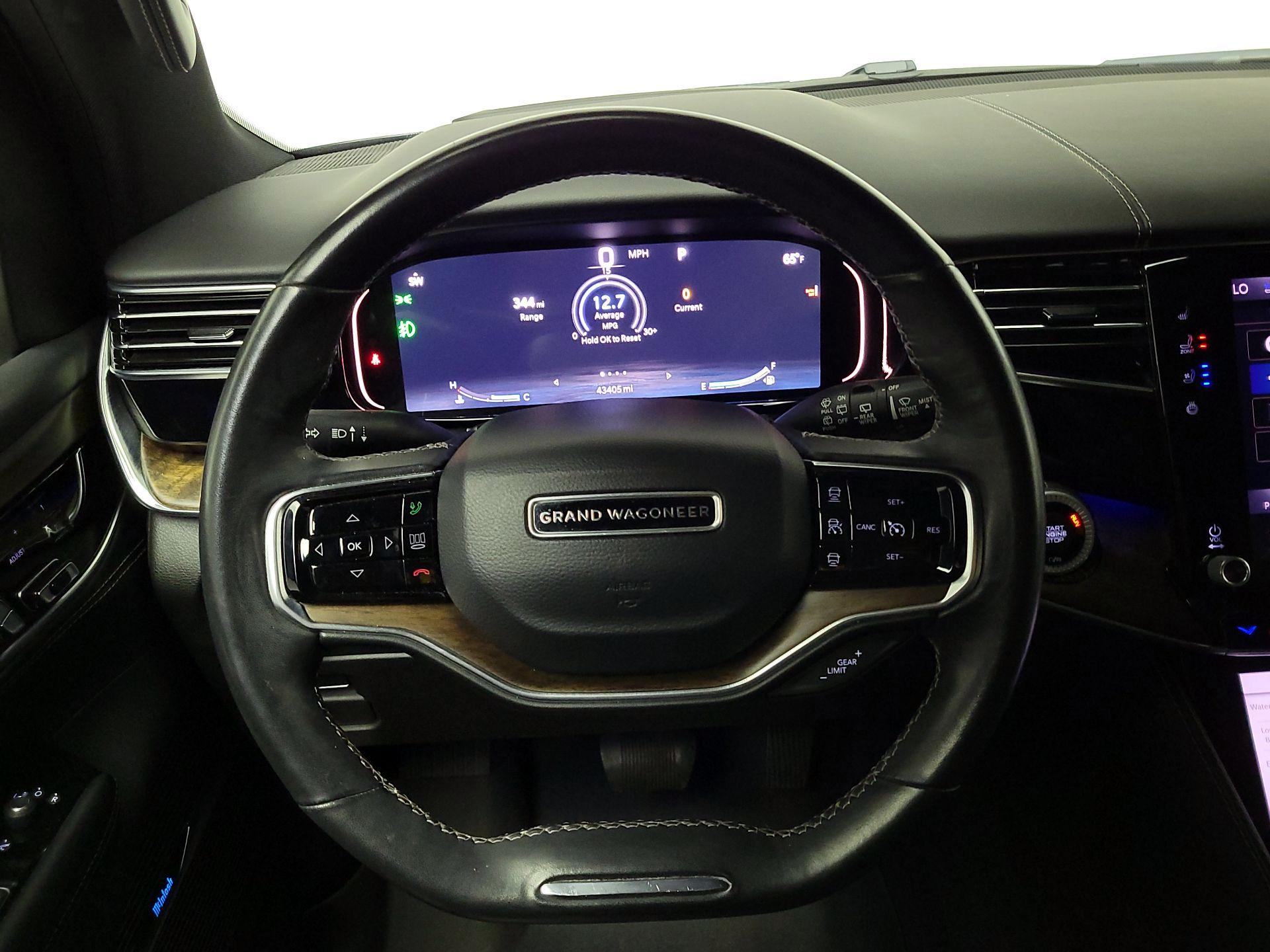 Thumbnail: 2022 Jeep Grand Wagoneer - 10