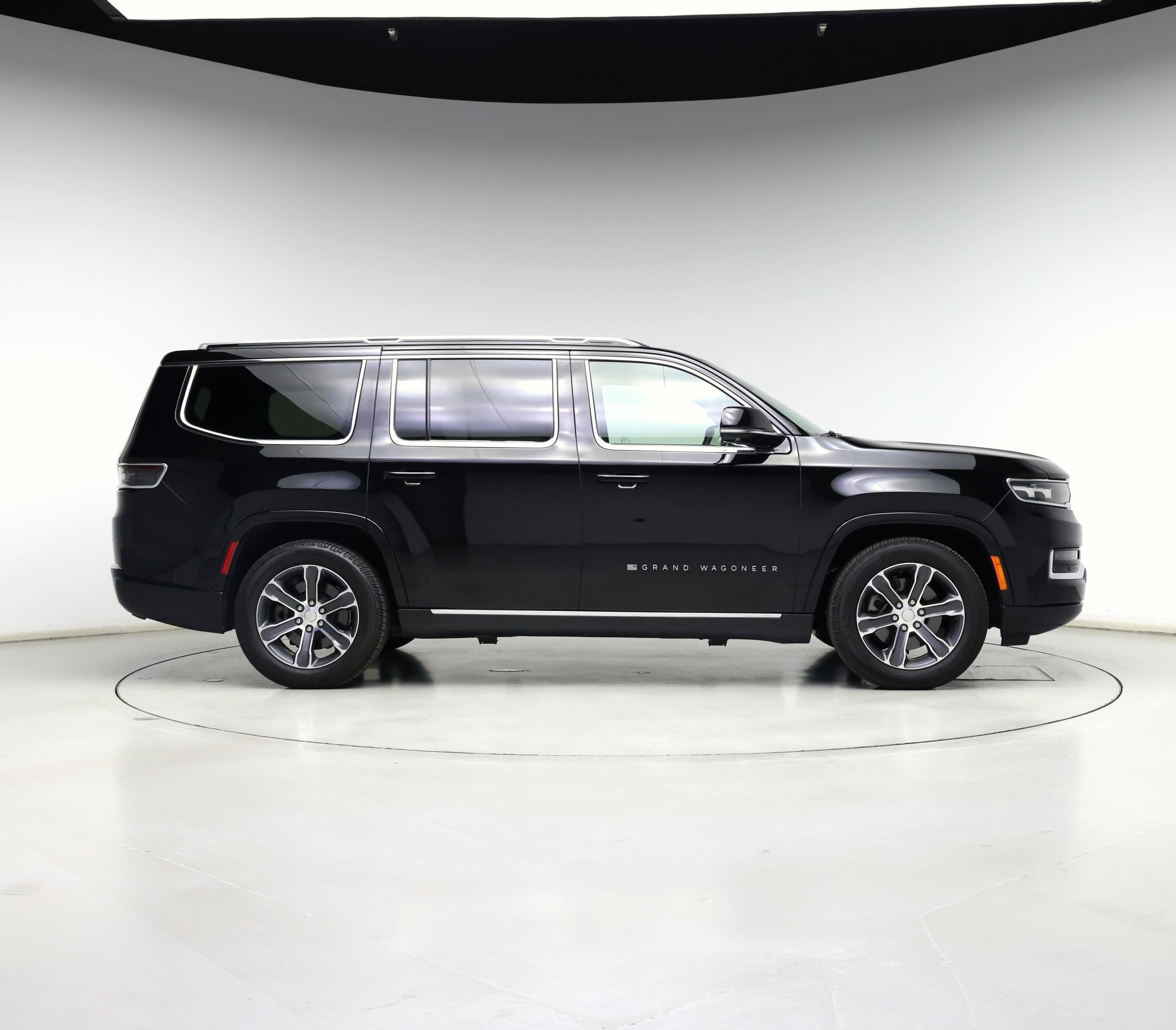 Thumbnail: 2022 Jeep Grand Wagoneer - 7