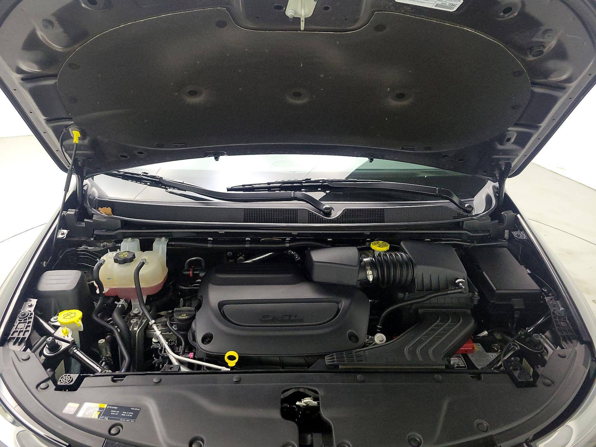 Thumbnail: 2023 Chrysler Pacifica - 20