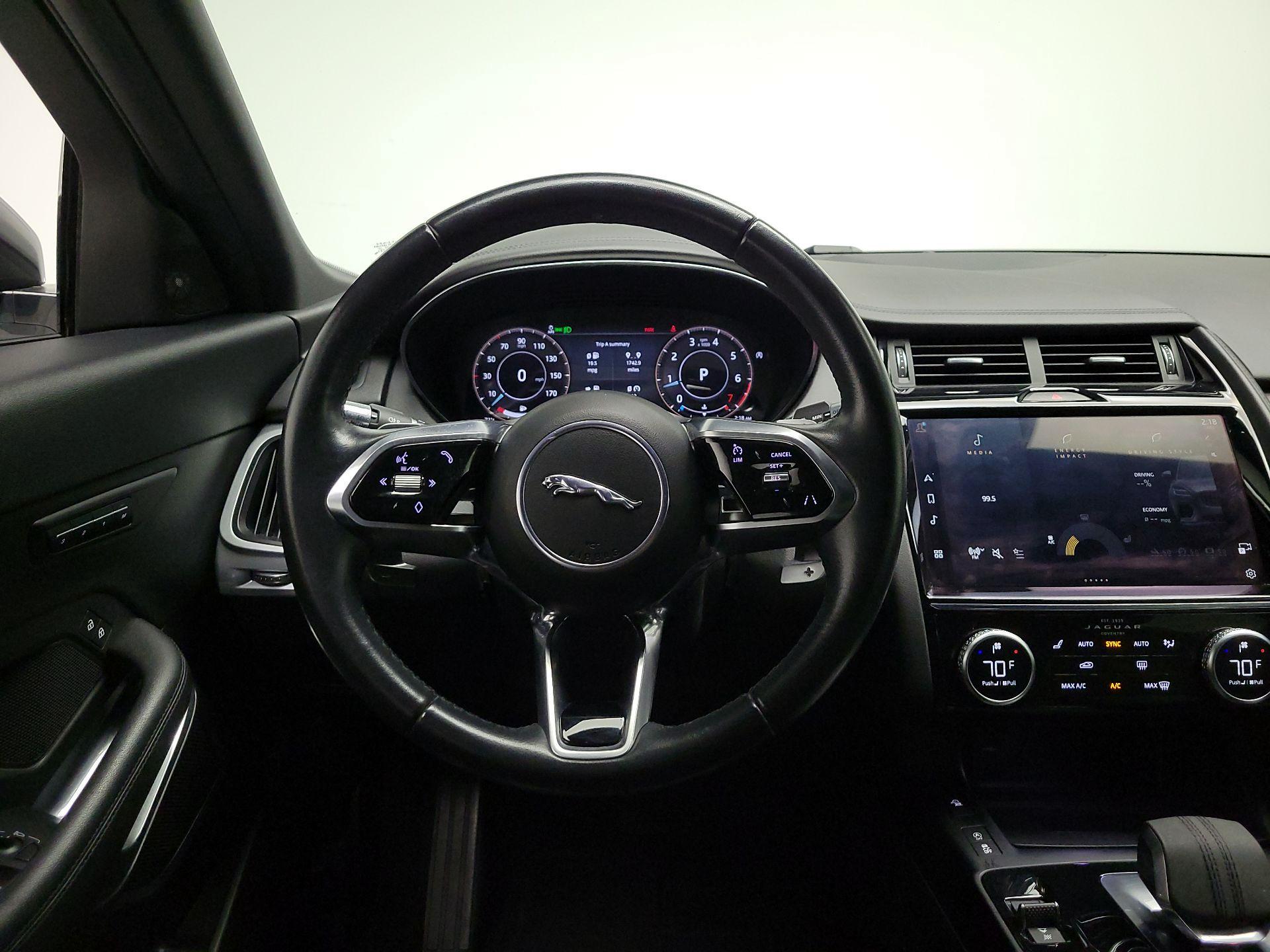 Thumbnail: 2022 Jaguar E-Pace - 10