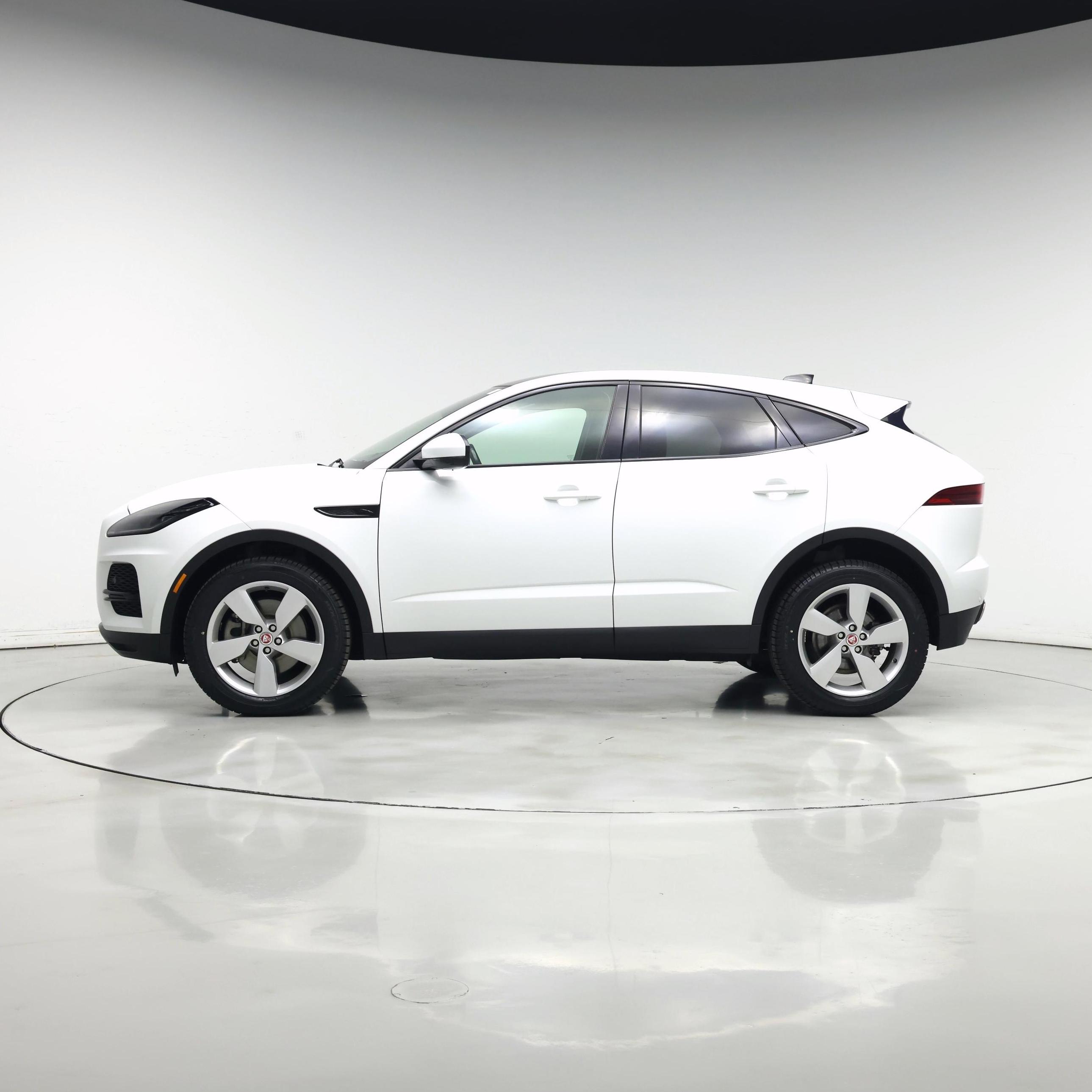 Thumbnail: 2022 Jaguar E-Pace - 3