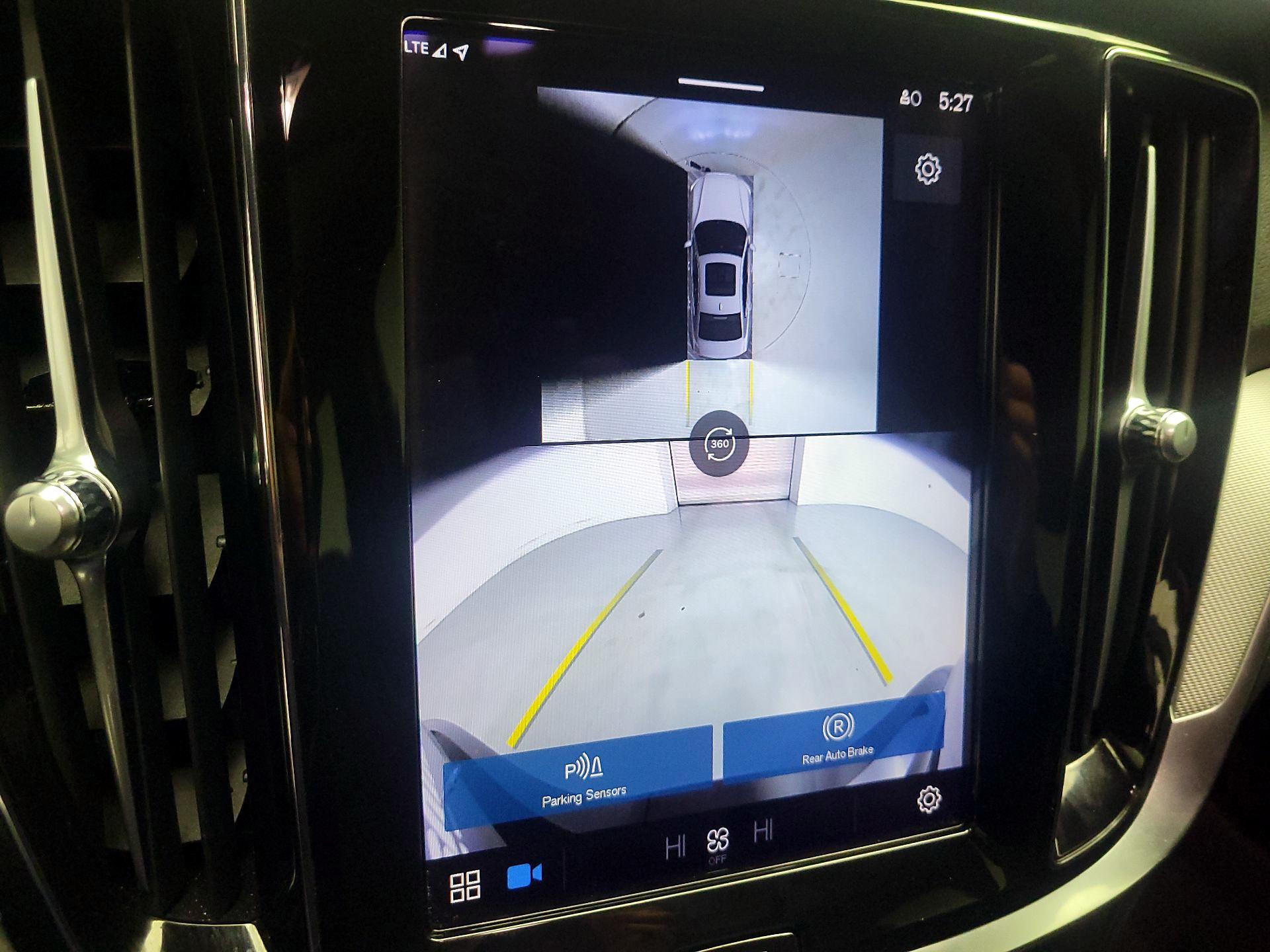 Thumbnail: 2024 Volvo S60 - 14