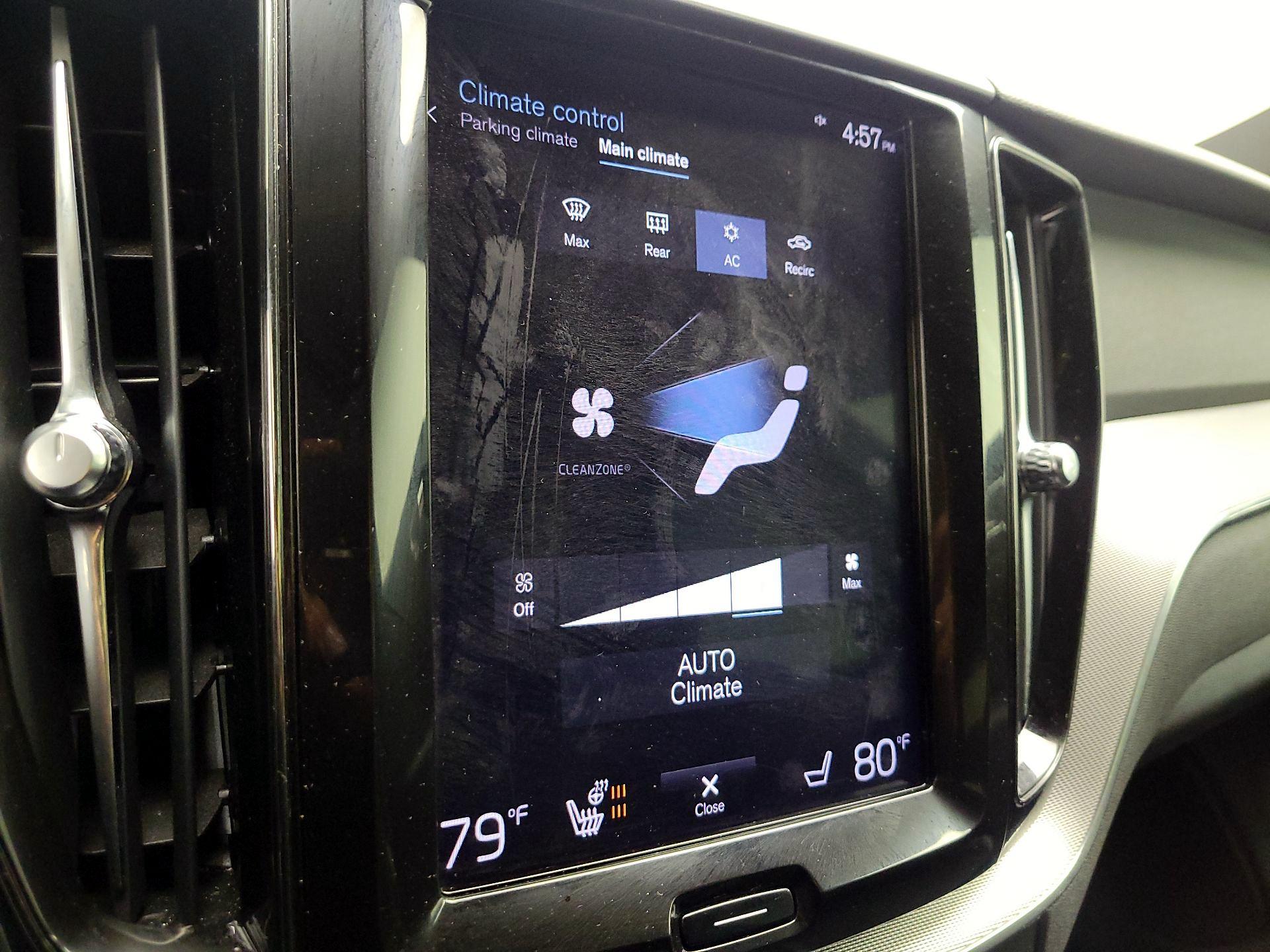 Thumbnail: 2019 Volvo XC60 - 16