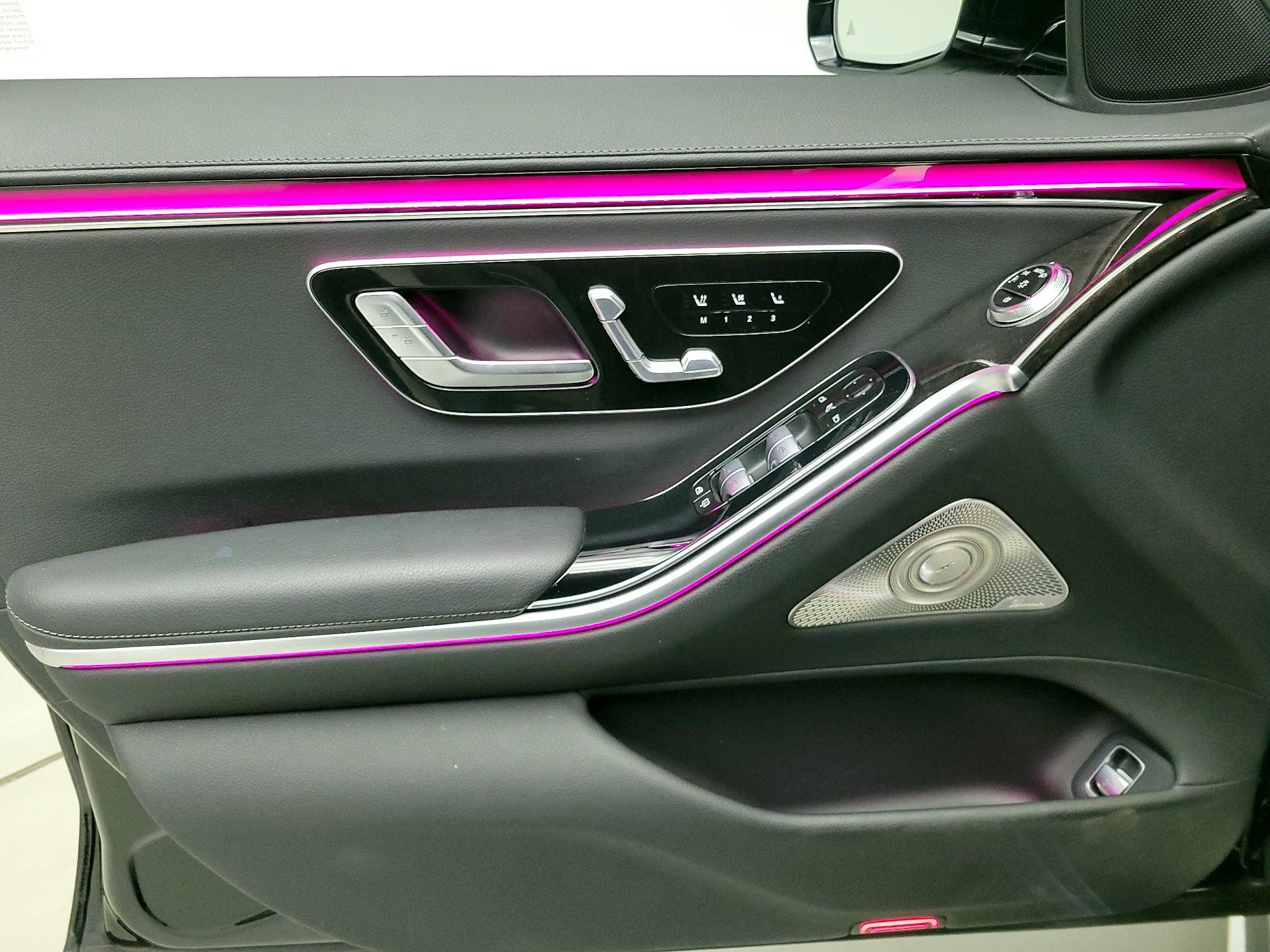 Thumbnail: 2023 Mercedes-Benz S-Class - 12