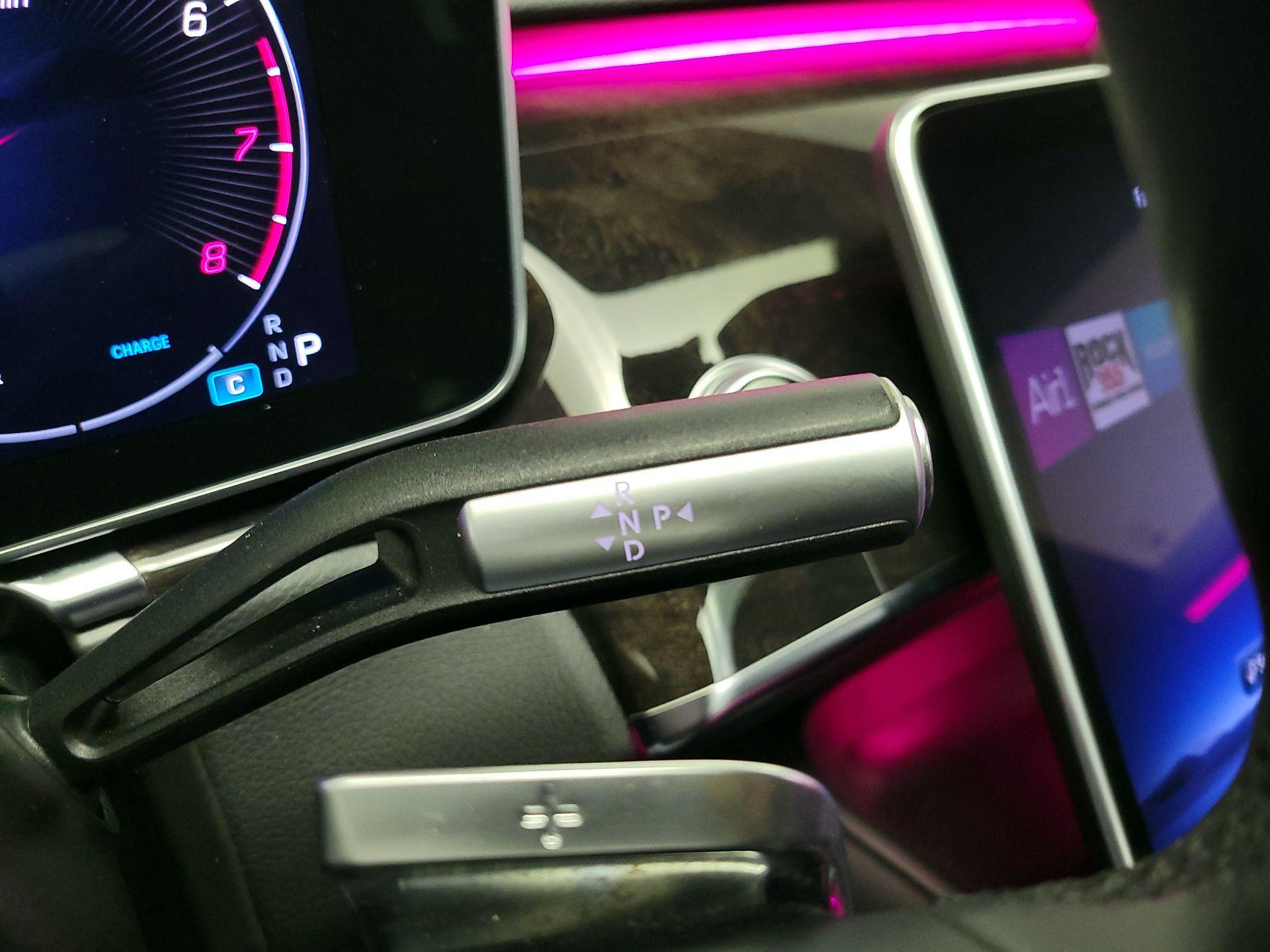 Thumbnail: 2023 Mercedes-Benz S-Class - 17