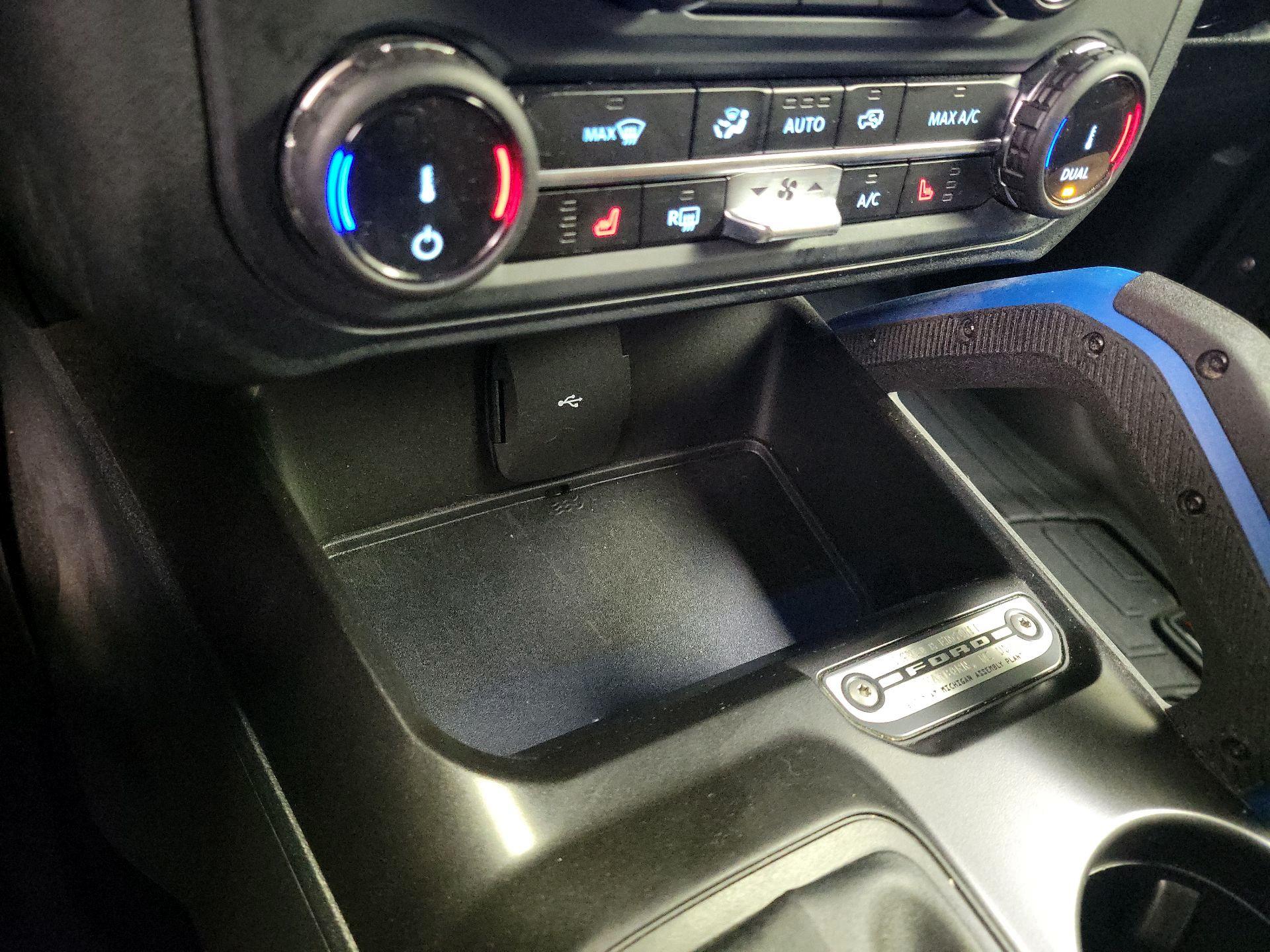 Thumbnail: 2022 Ford Bronco - 17