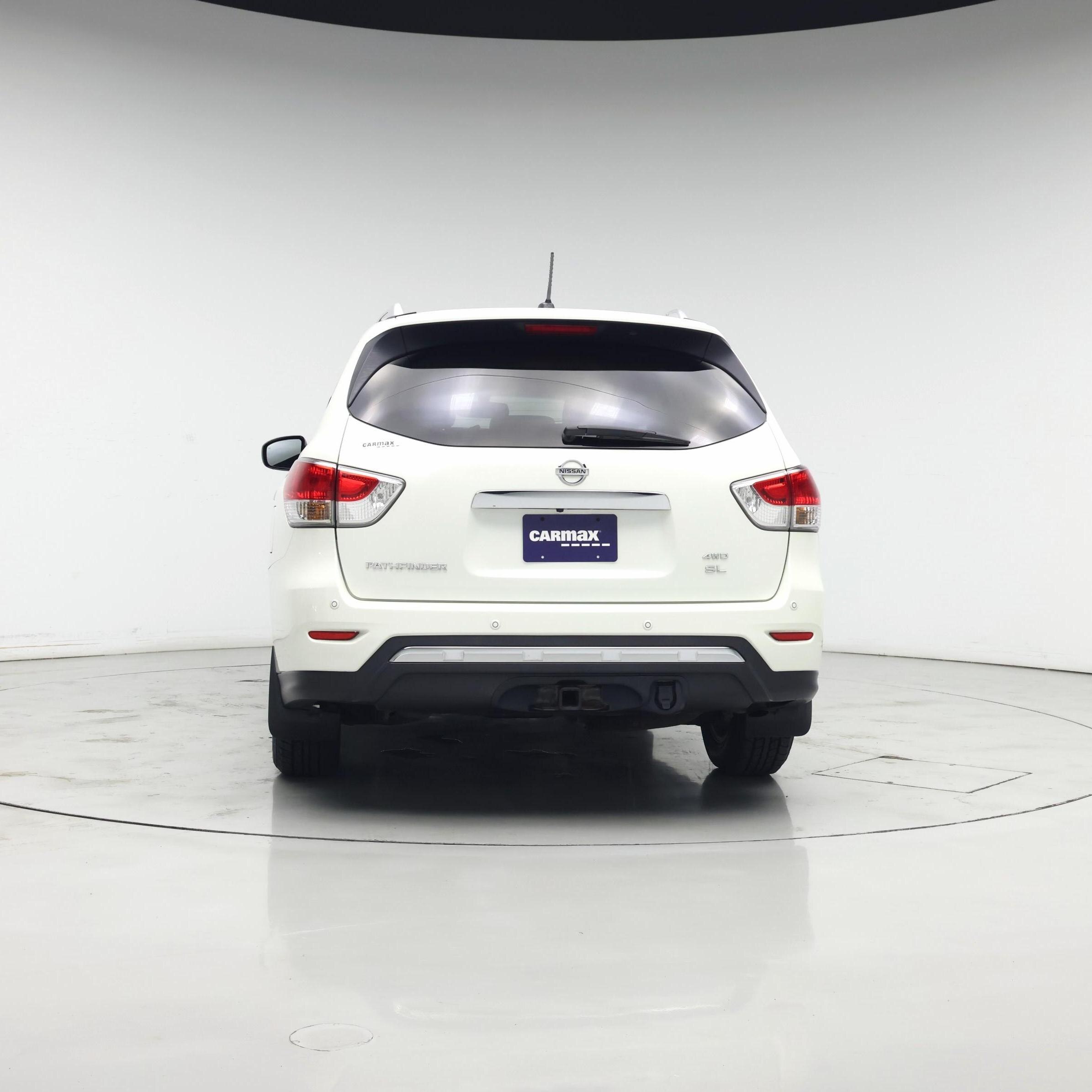 Thumbnail: 2015 Nissan Pathfinder - 6