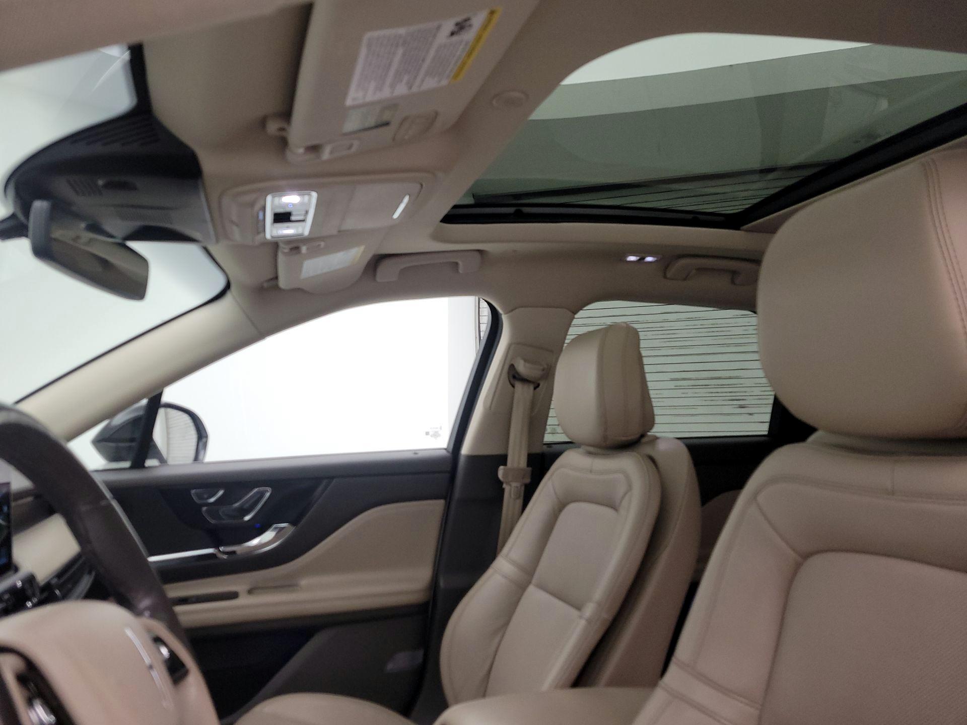 Thumbnail: 2020 Lincoln Corsair - 20