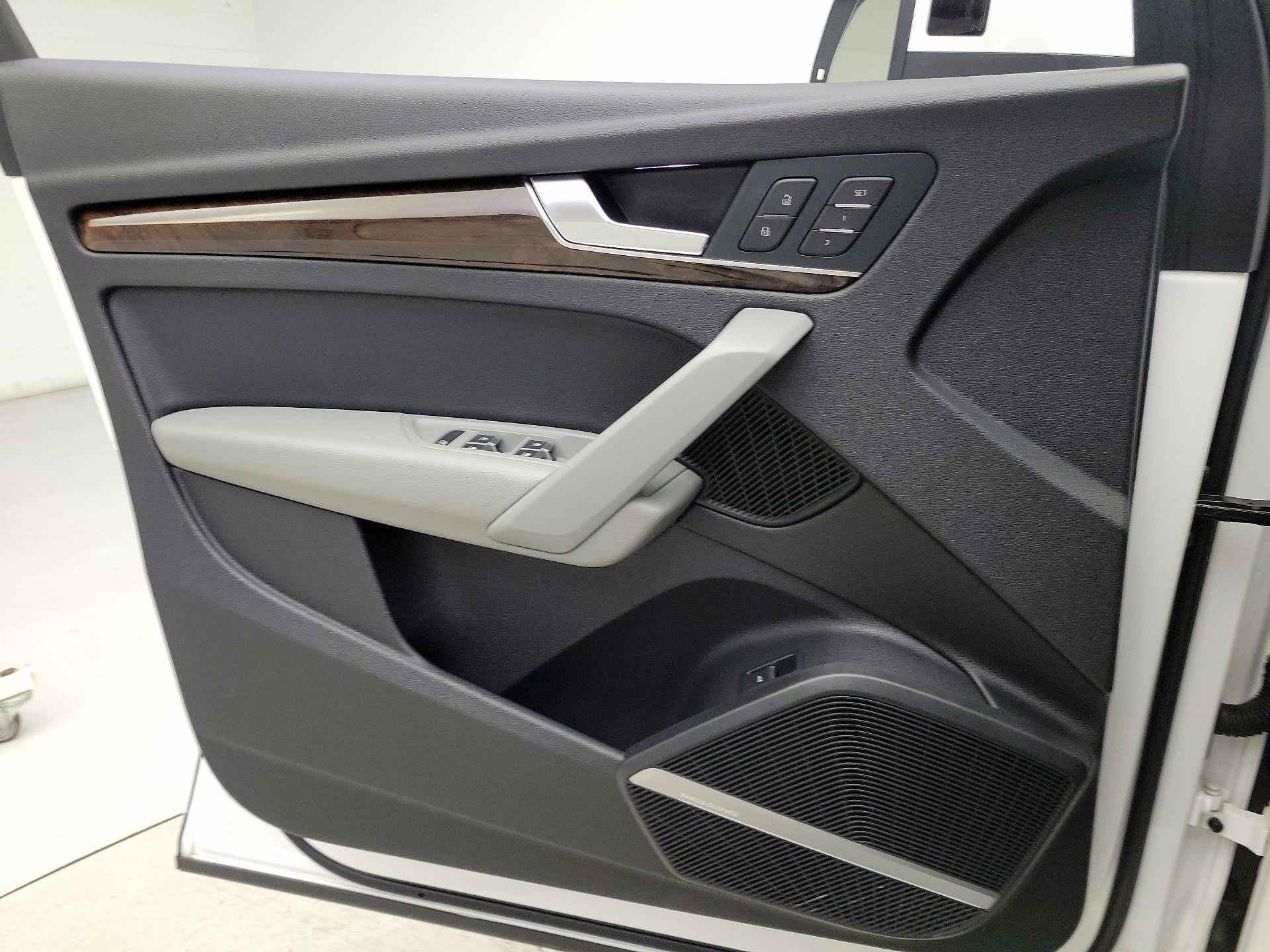 Thumbnail: 2018 Audi Q5 - 12