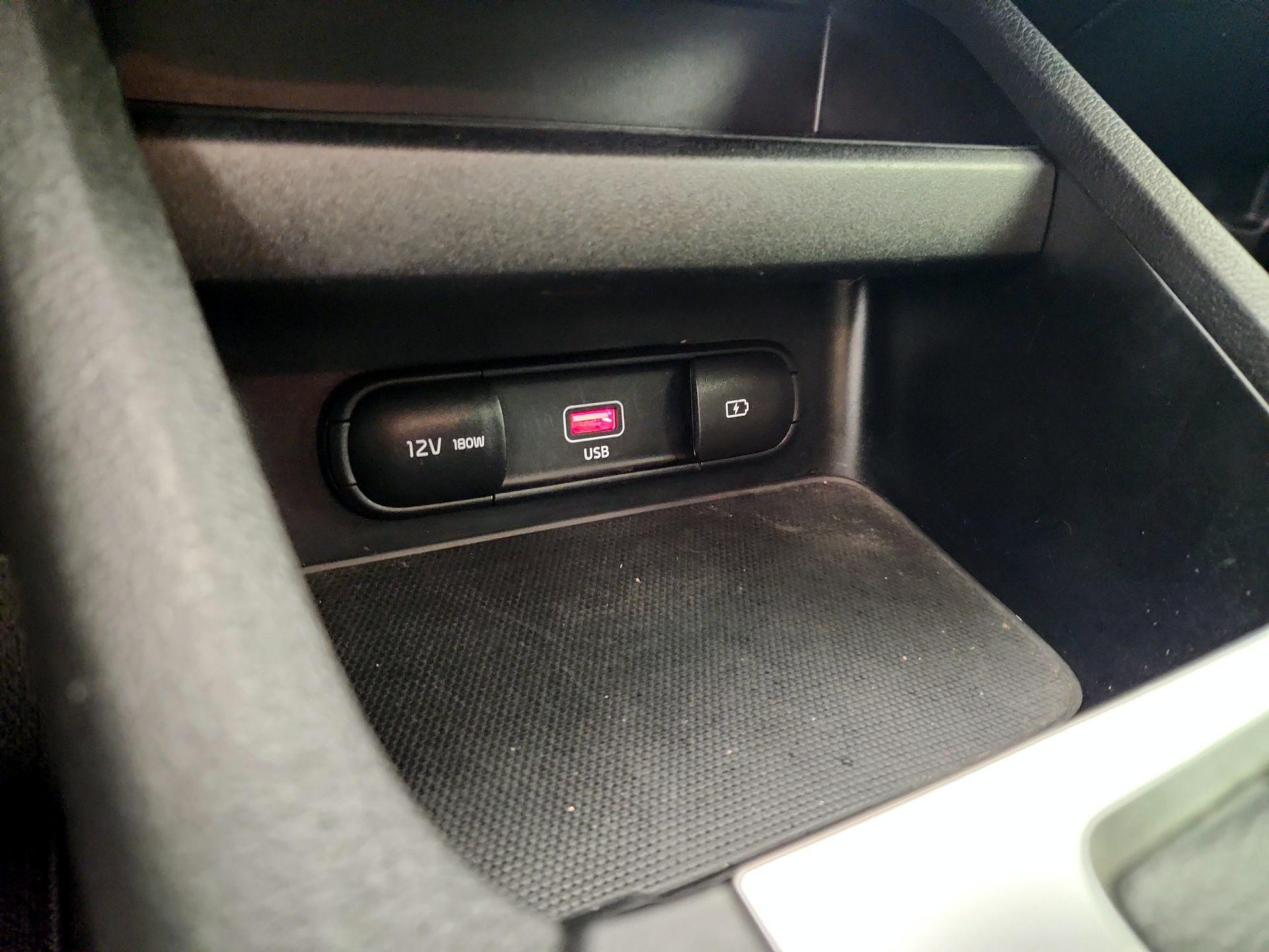 Thumbnail: 2024 Kia Forte - 18