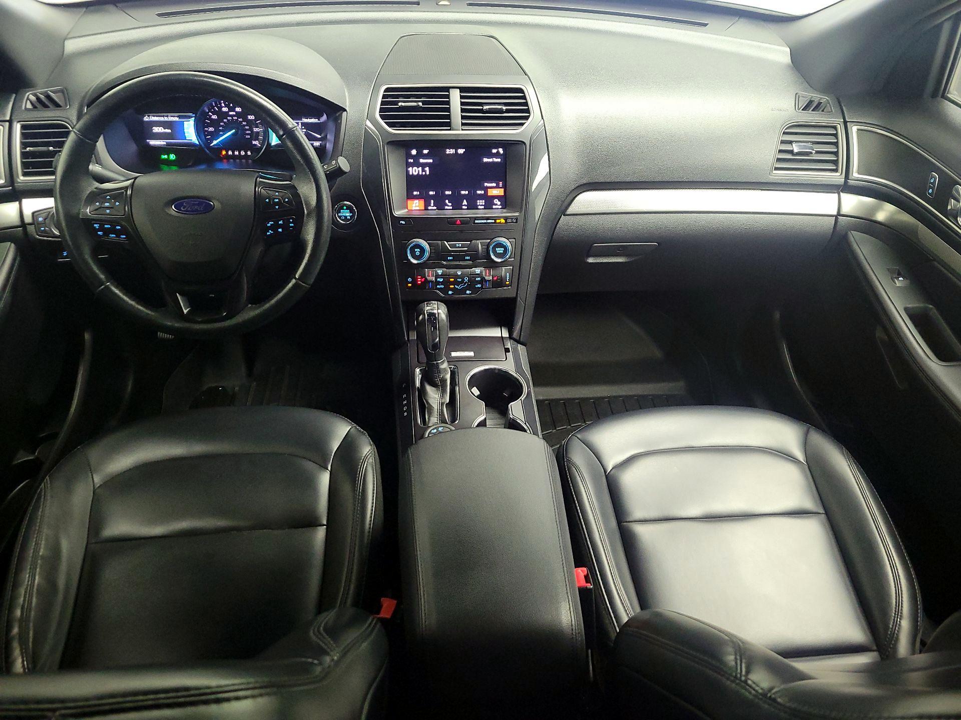 Thumbnail: 2019 Ford Explorer - 9