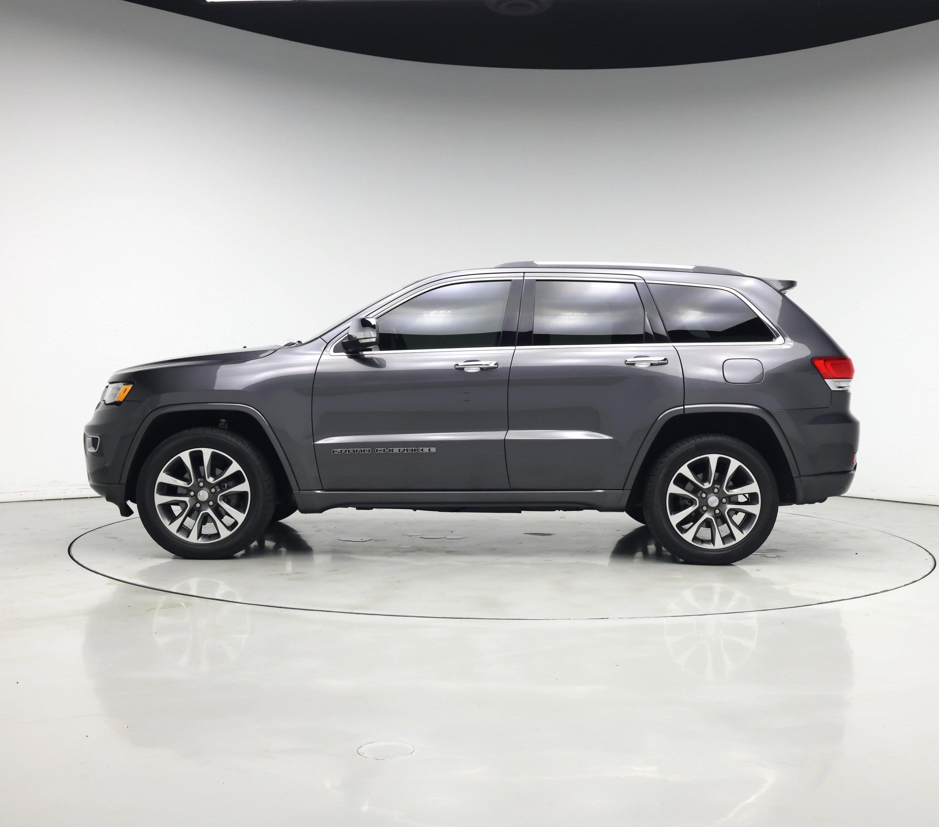 Thumbnail: 2017 Jeep Grand Cherokee - 3