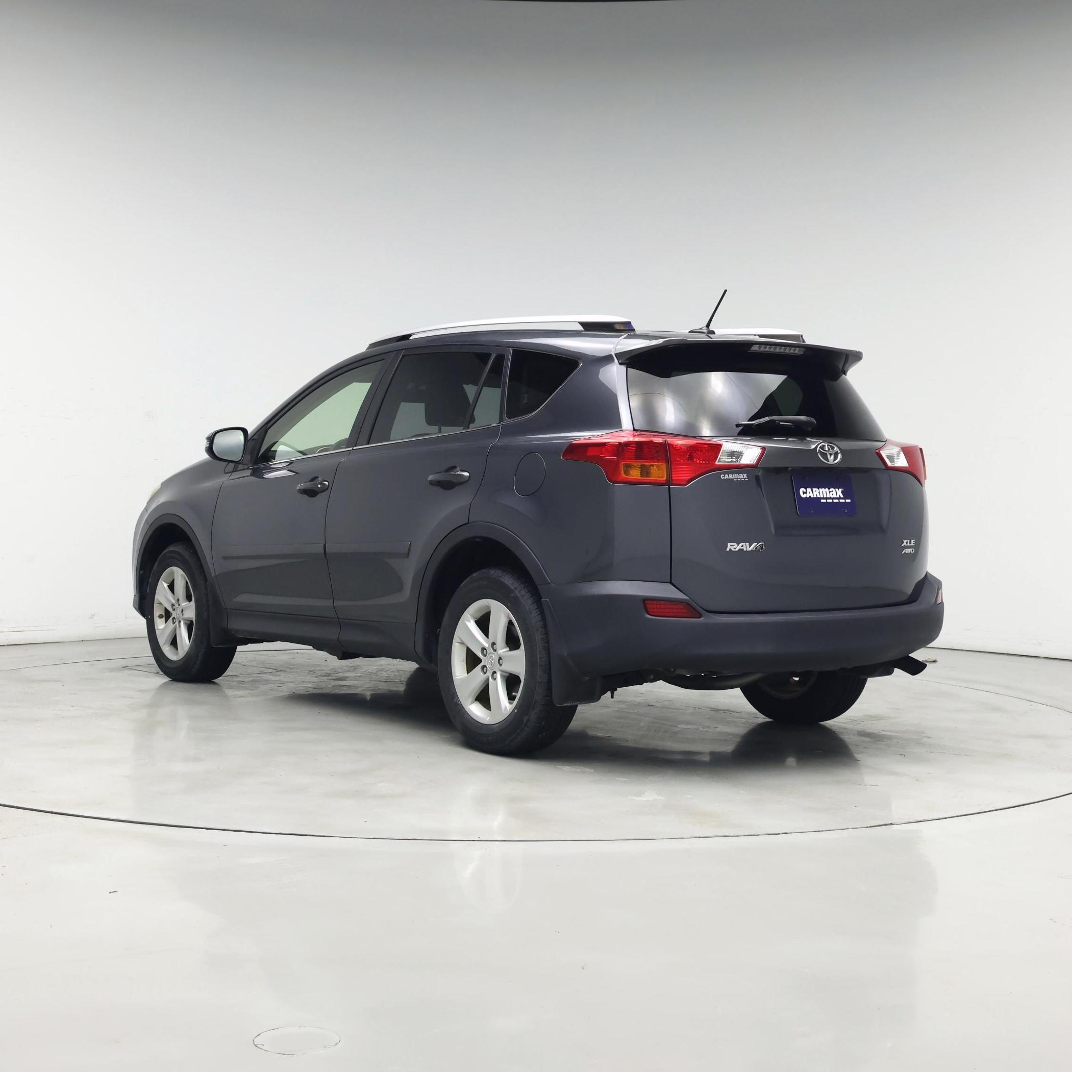 Thumbnail: 2014 Toyota RAV4 - 2