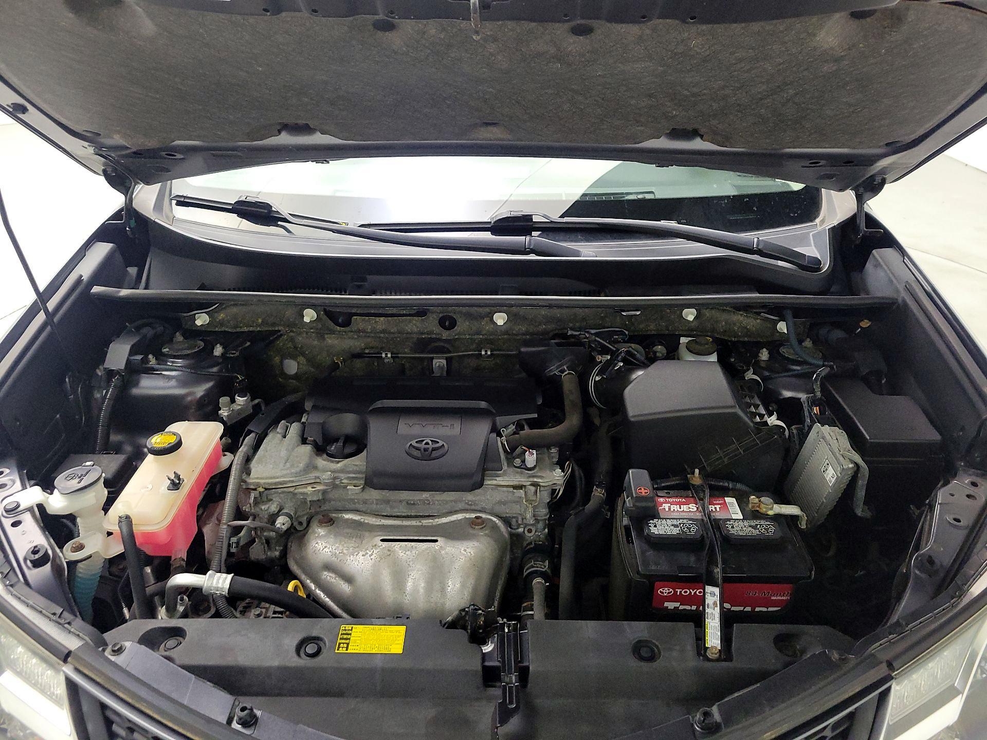 Thumbnail: 2014 Toyota RAV4 - 19