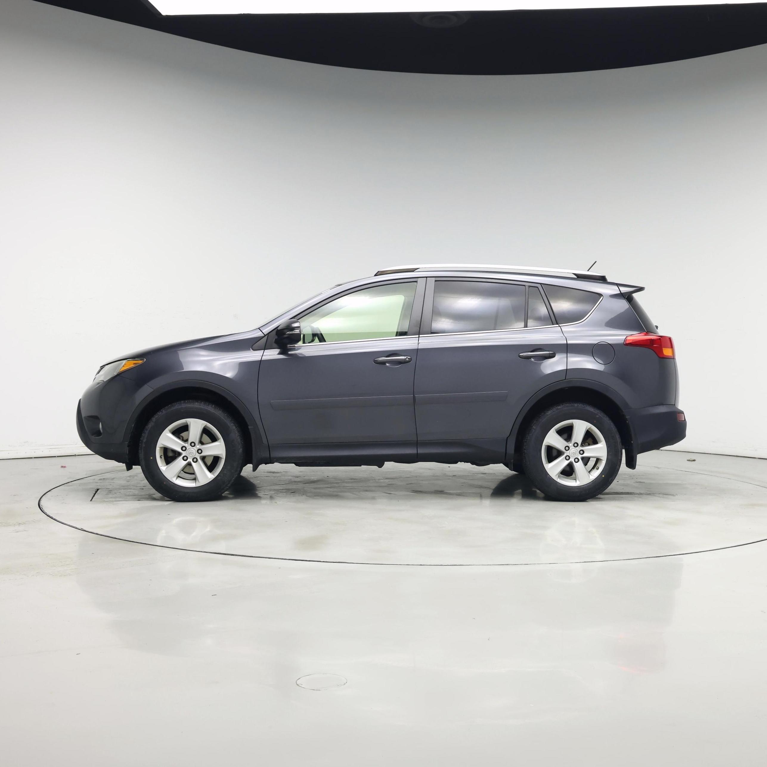 Thumbnail: 2014 Toyota RAV4 - 3