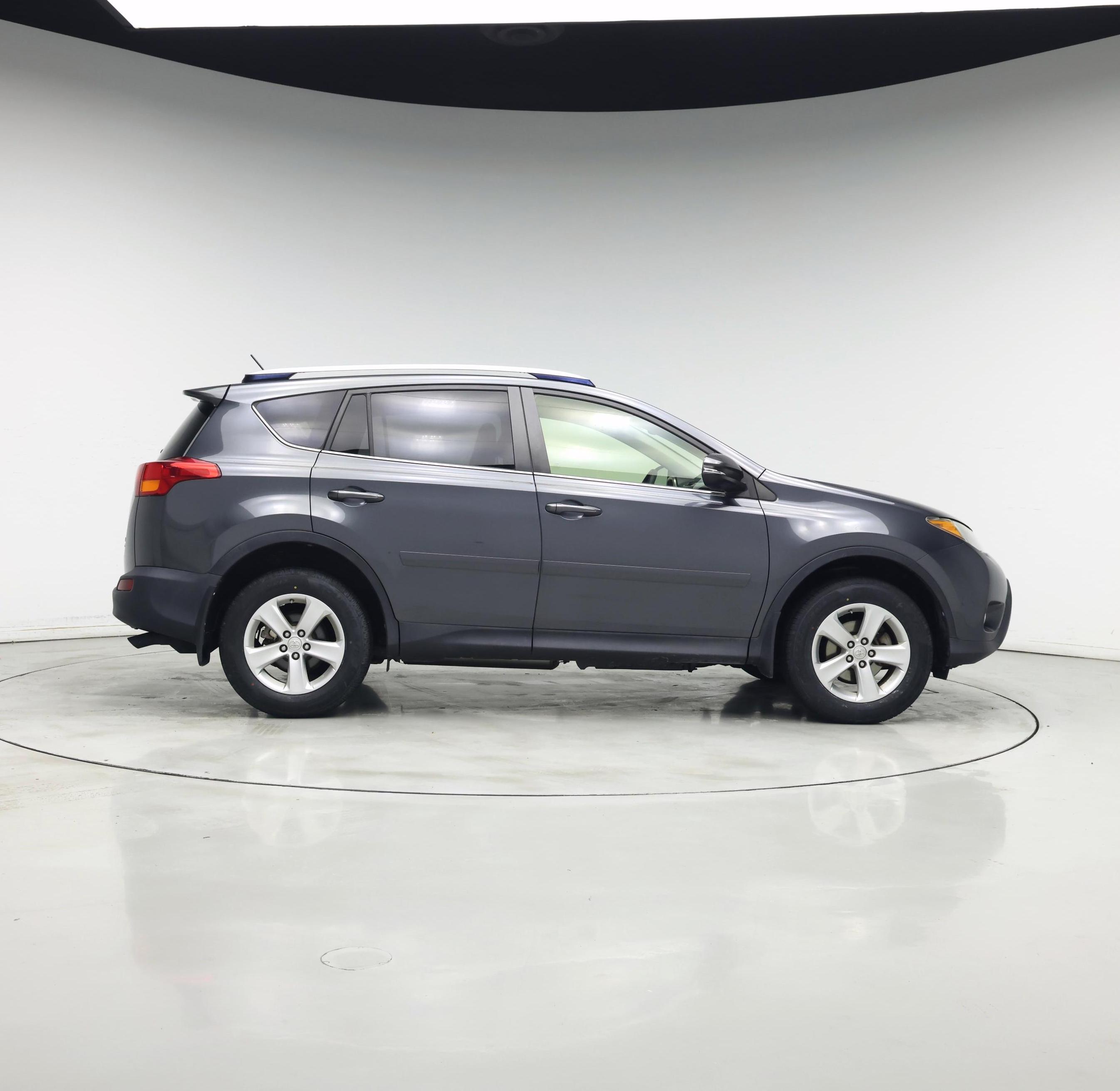Thumbnail: 2014 Toyota RAV4 - 7