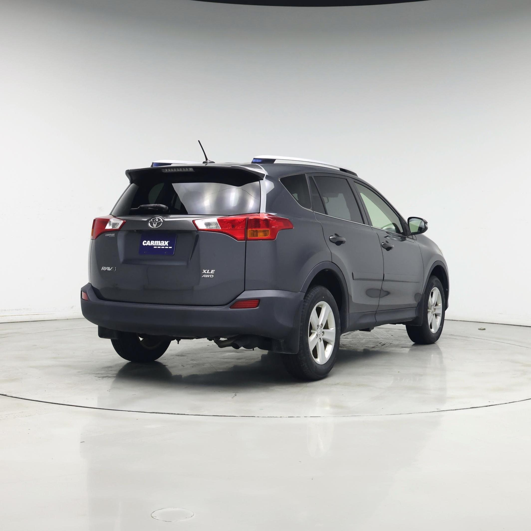 Thumbnail: 2014 Toyota RAV4 - 8