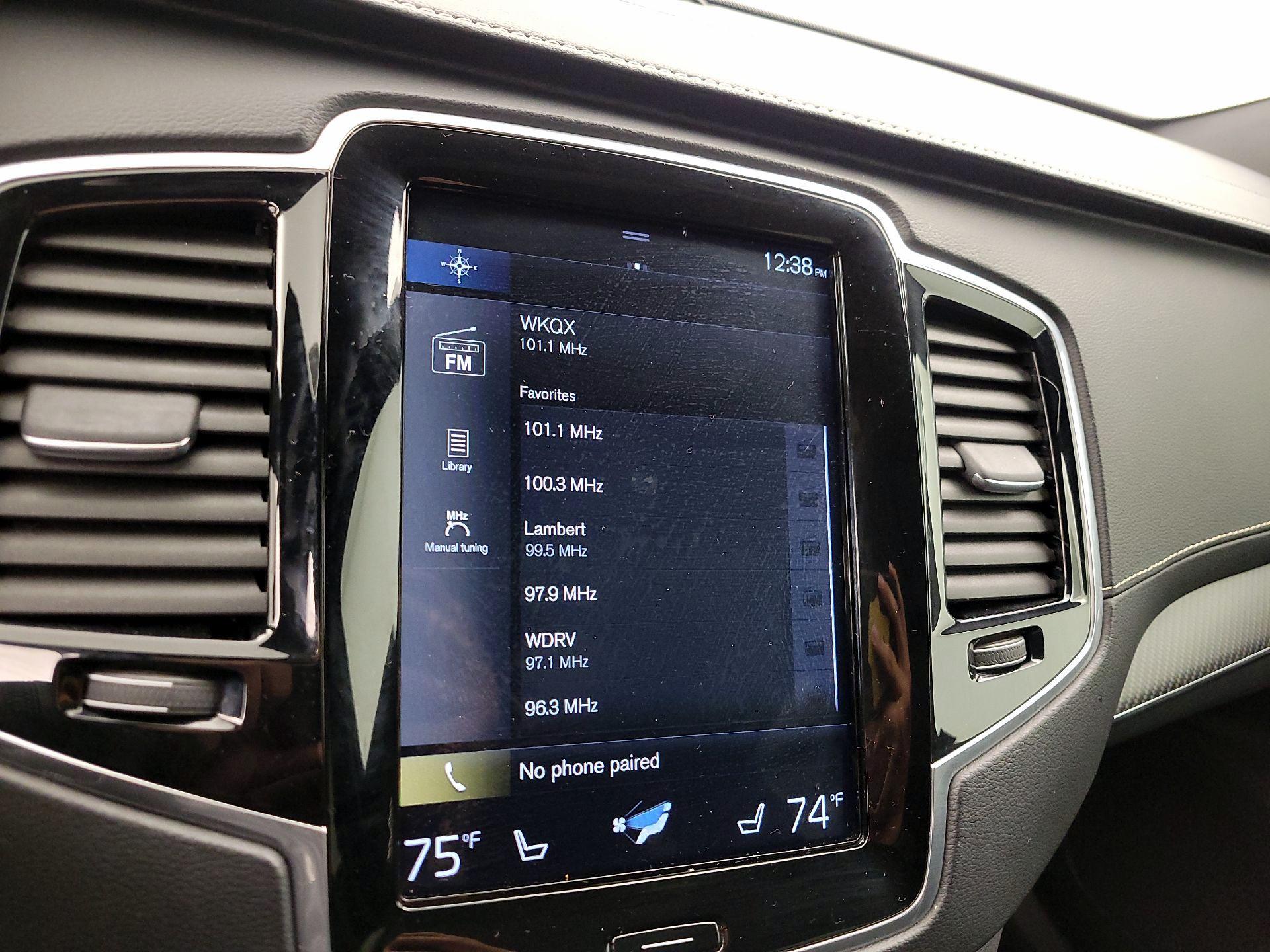 Thumbnail: 2019 Volvo XC90 - 16