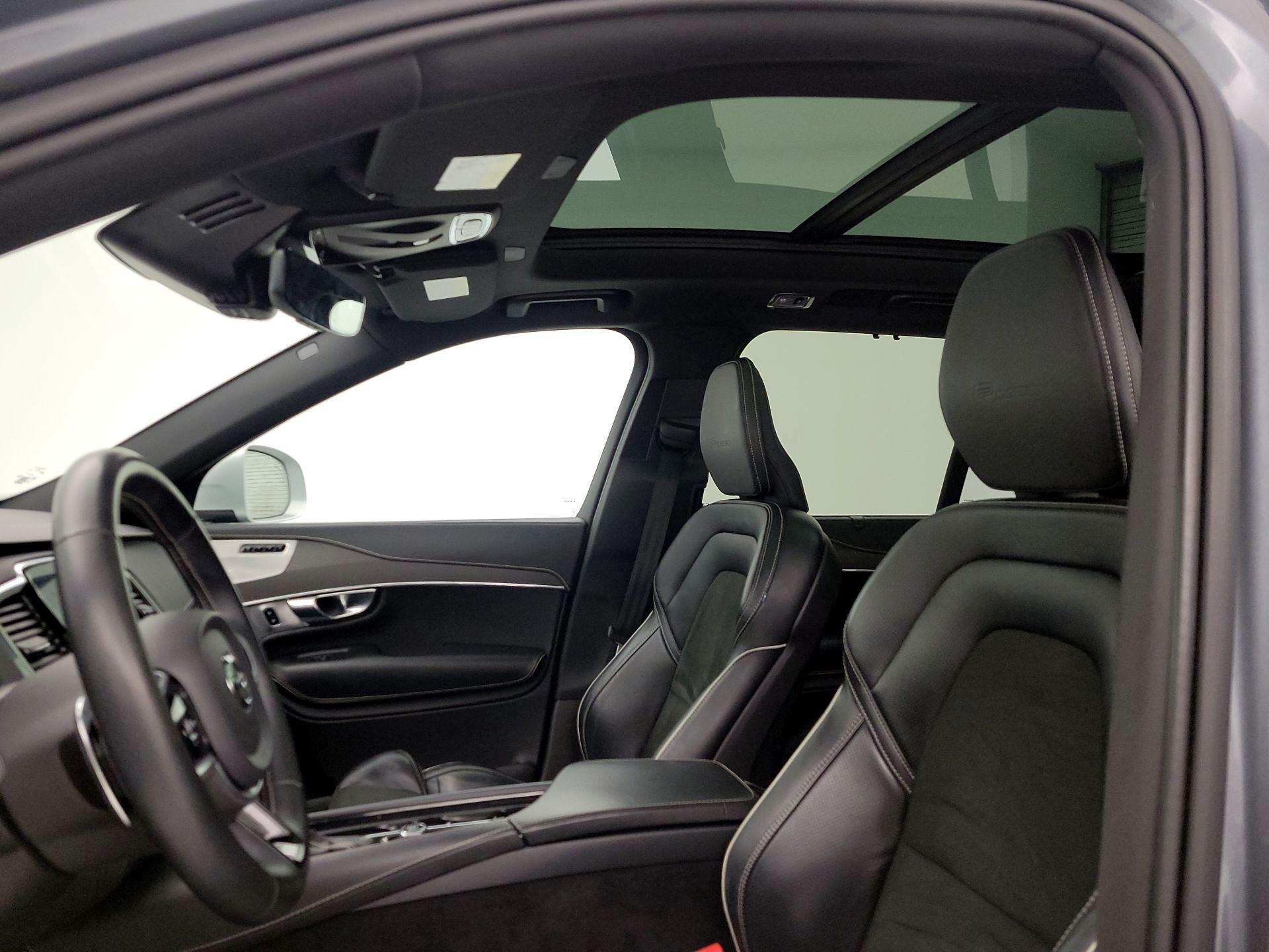 Thumbnail: 2019 Volvo XC90 - 20