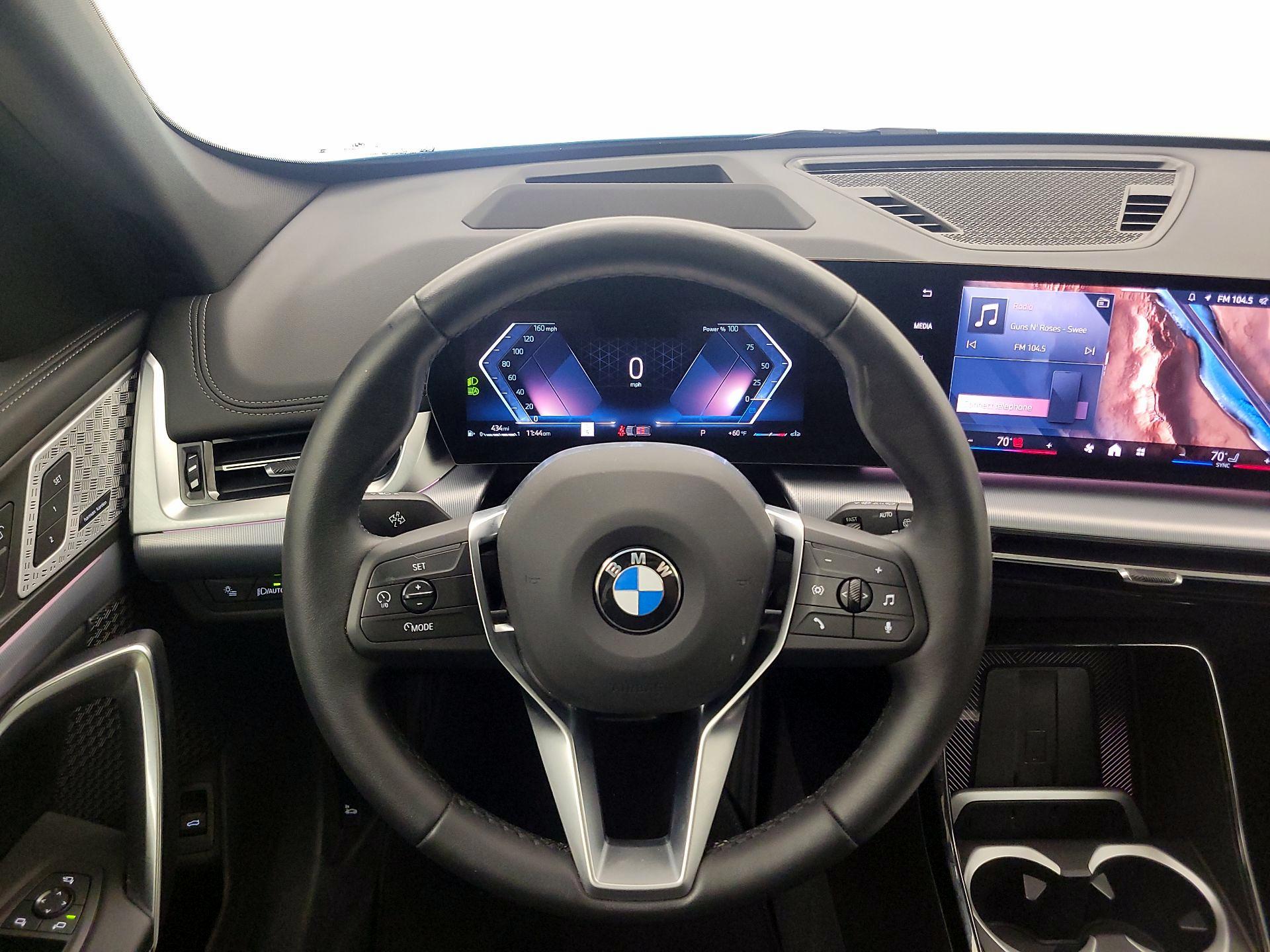 Thumbnail: 2025 BMW X1 - 10