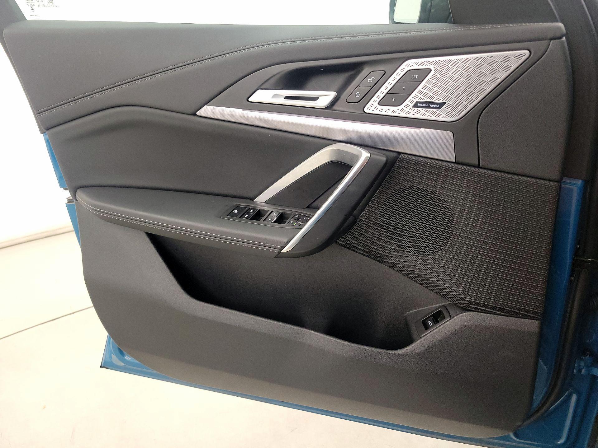 Thumbnail: 2025 BMW X1 - 12