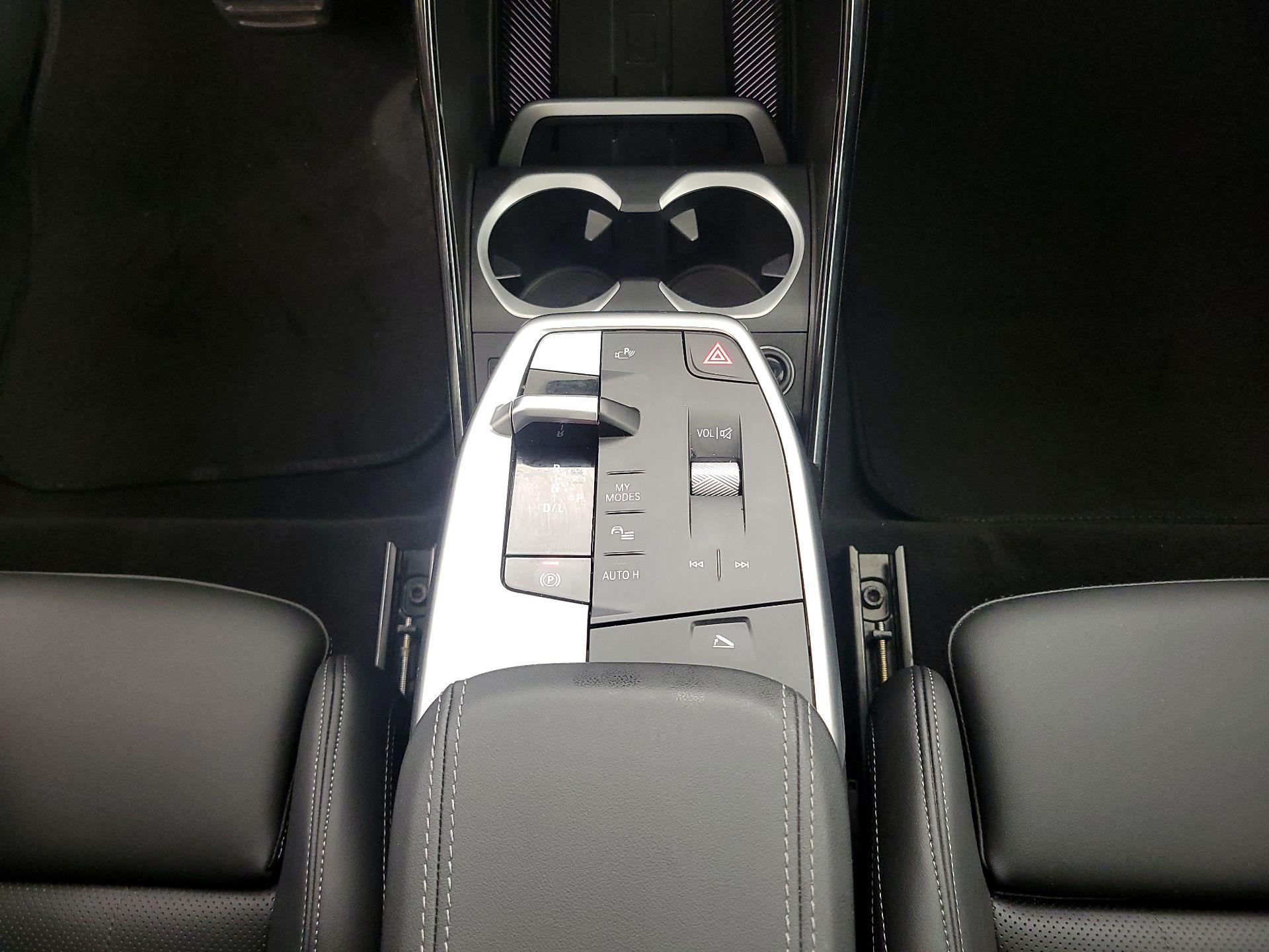 Thumbnail: 2025 BMW X1 - 17