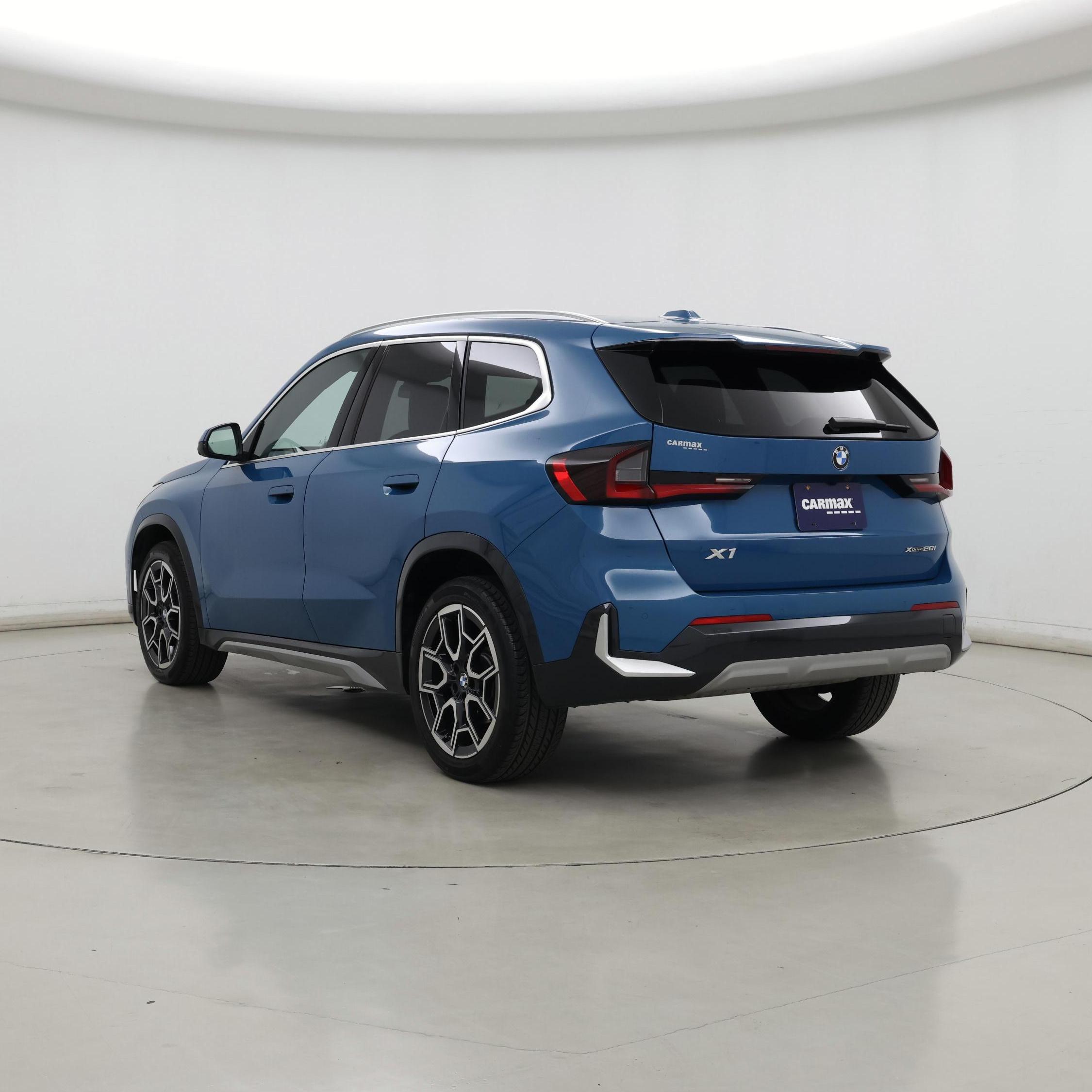 Thumbnail: 2025 BMW X1 - 2