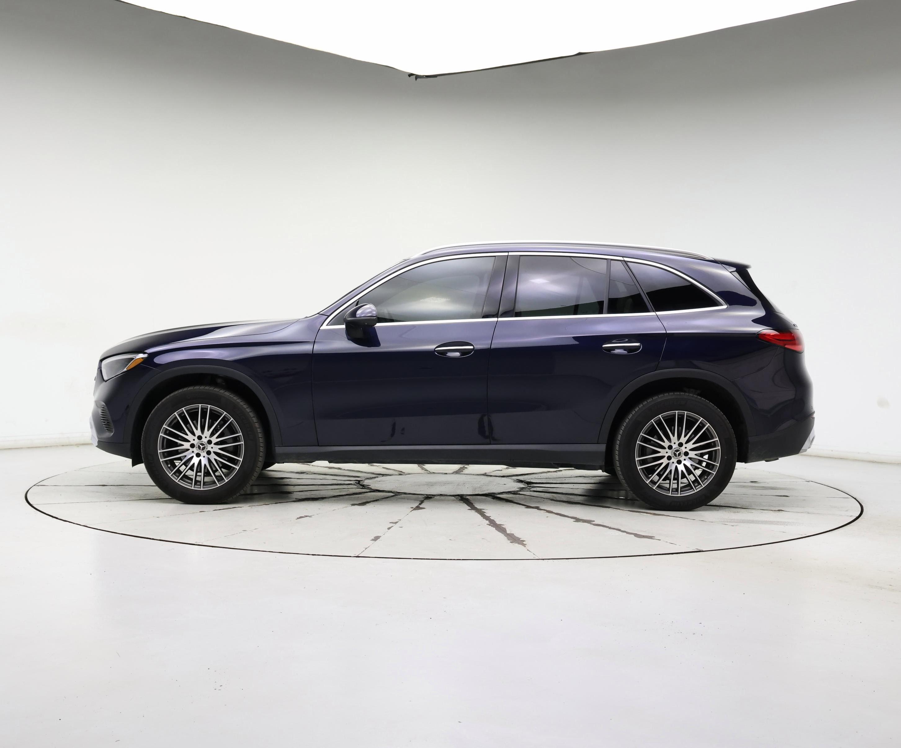 Thumbnail: 2024 Mercedes-Benz GLC - 3