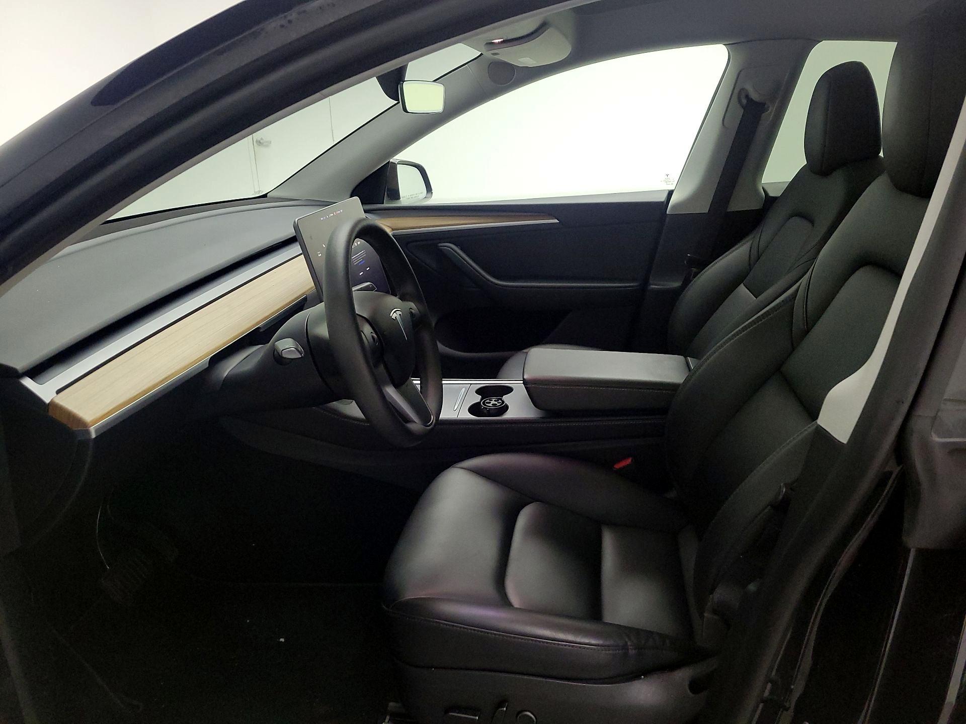 Thumbnail: 2023 Tesla Model Y - 11