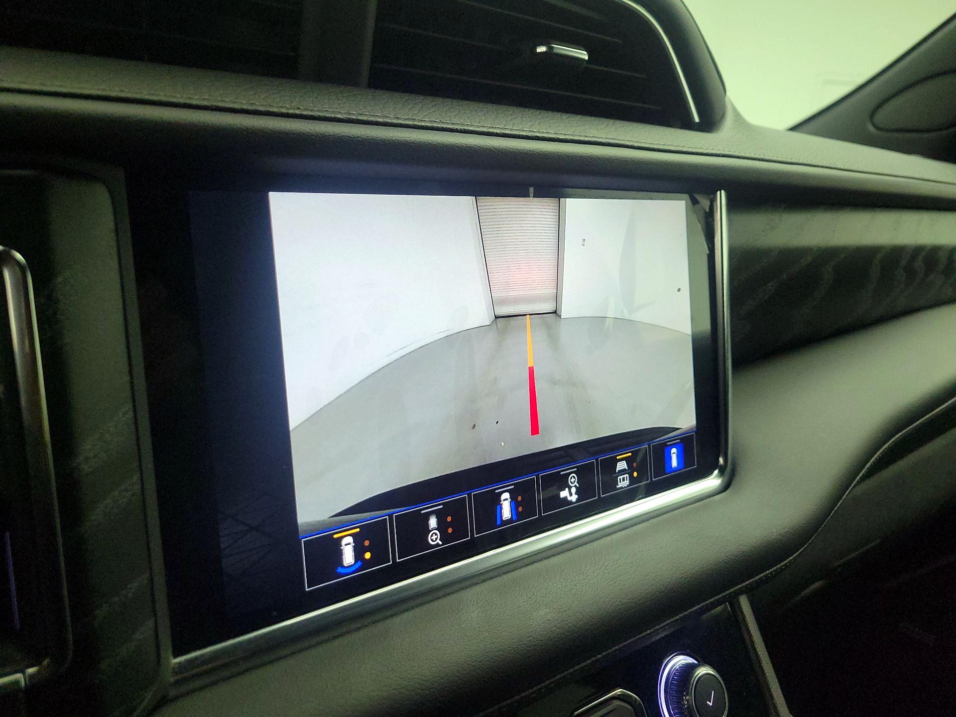 Thumbnail: 2022 GMC Yukon XL - 13