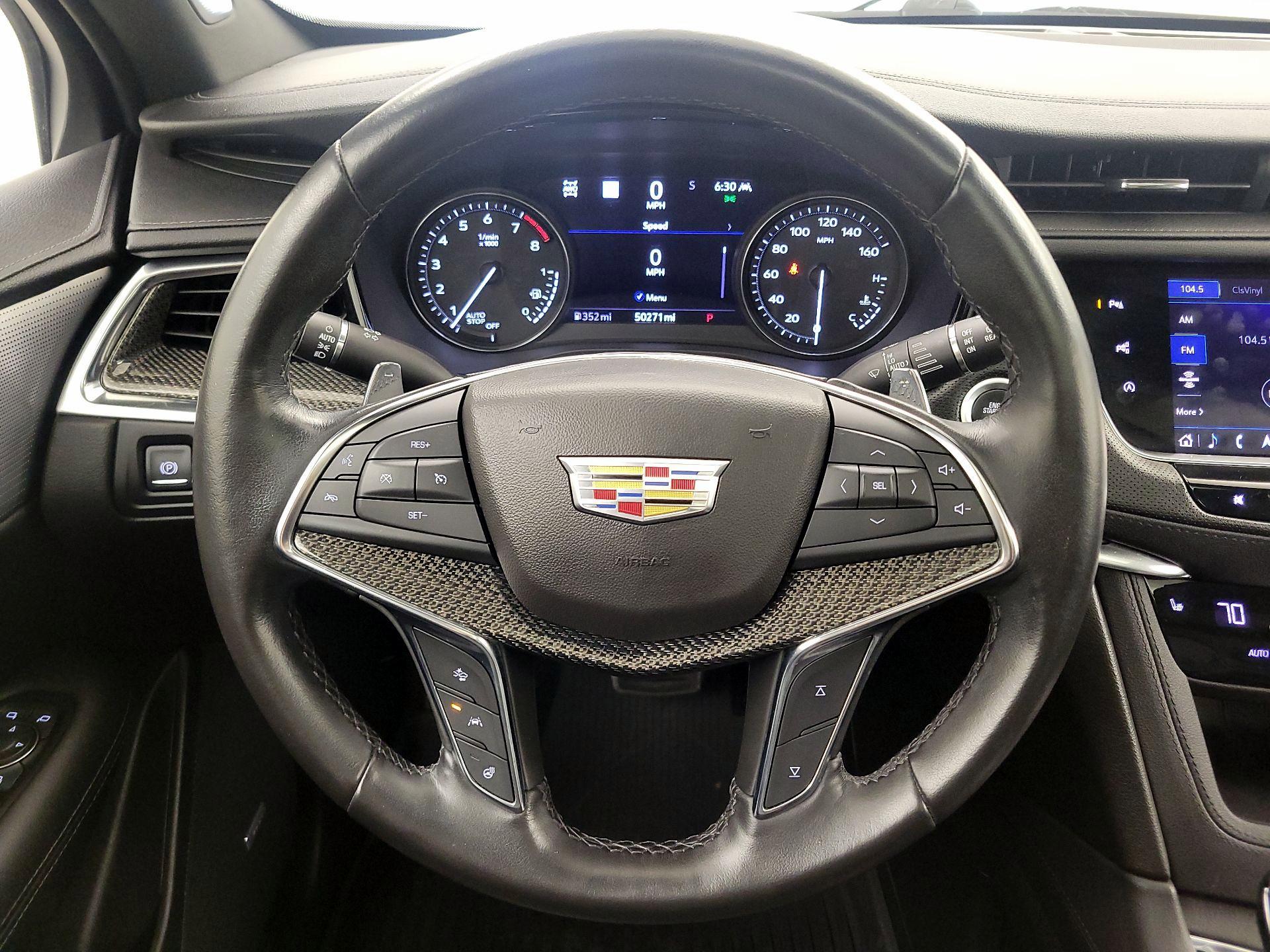 Thumbnail: 2020 Cadillac XT5 - 10