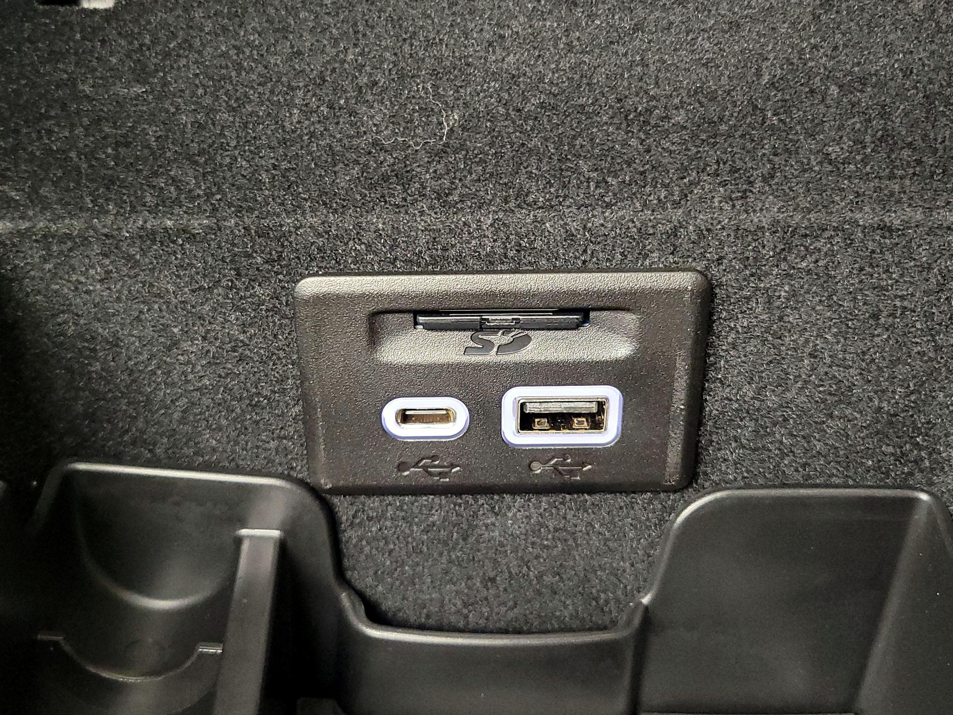 Thumbnail: 2020 Cadillac XT5 - 19