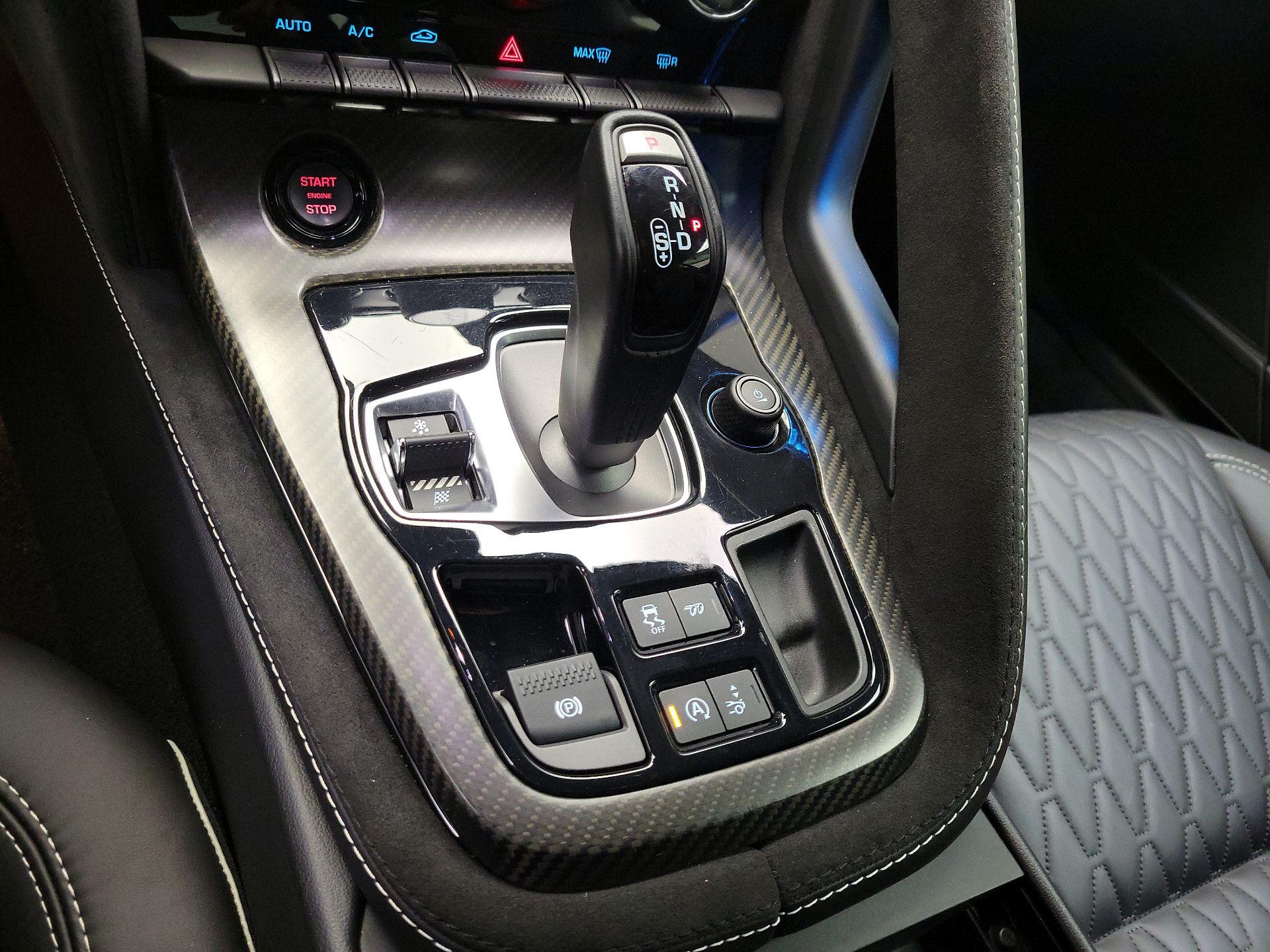 Thumbnail: 2017 Jaguar F-Type - 18