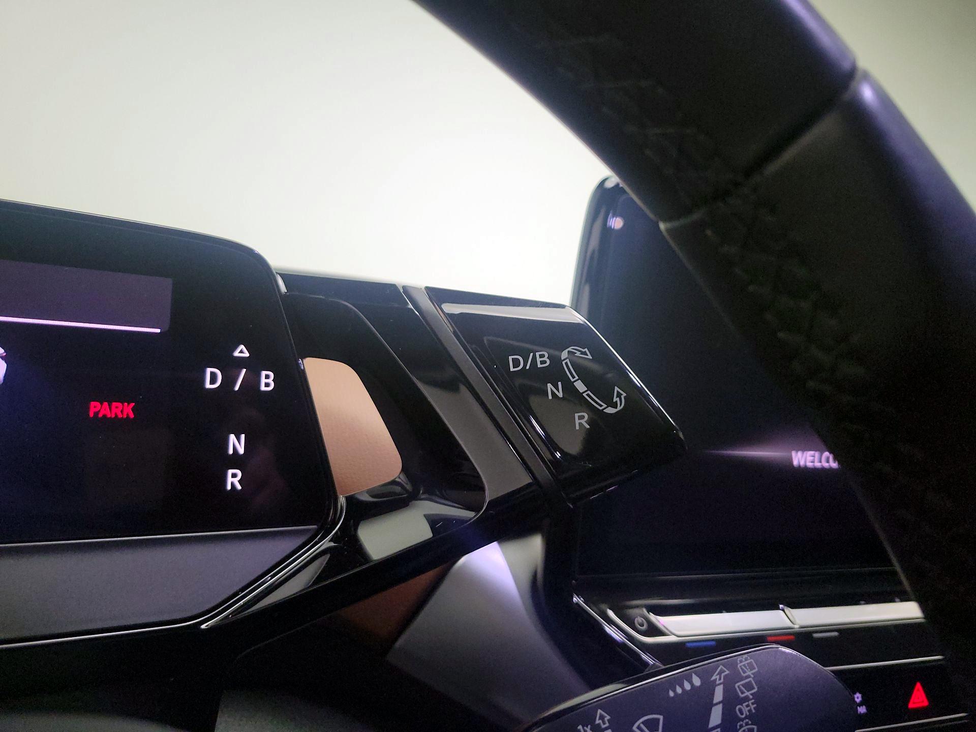 Thumbnail: 2022 Volkswagen ID.4 - 17