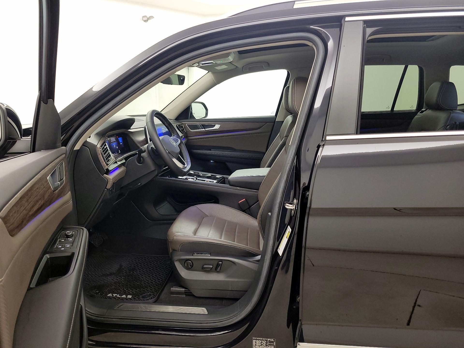 Thumbnail: 2024 Volkswagen Atlas - 11