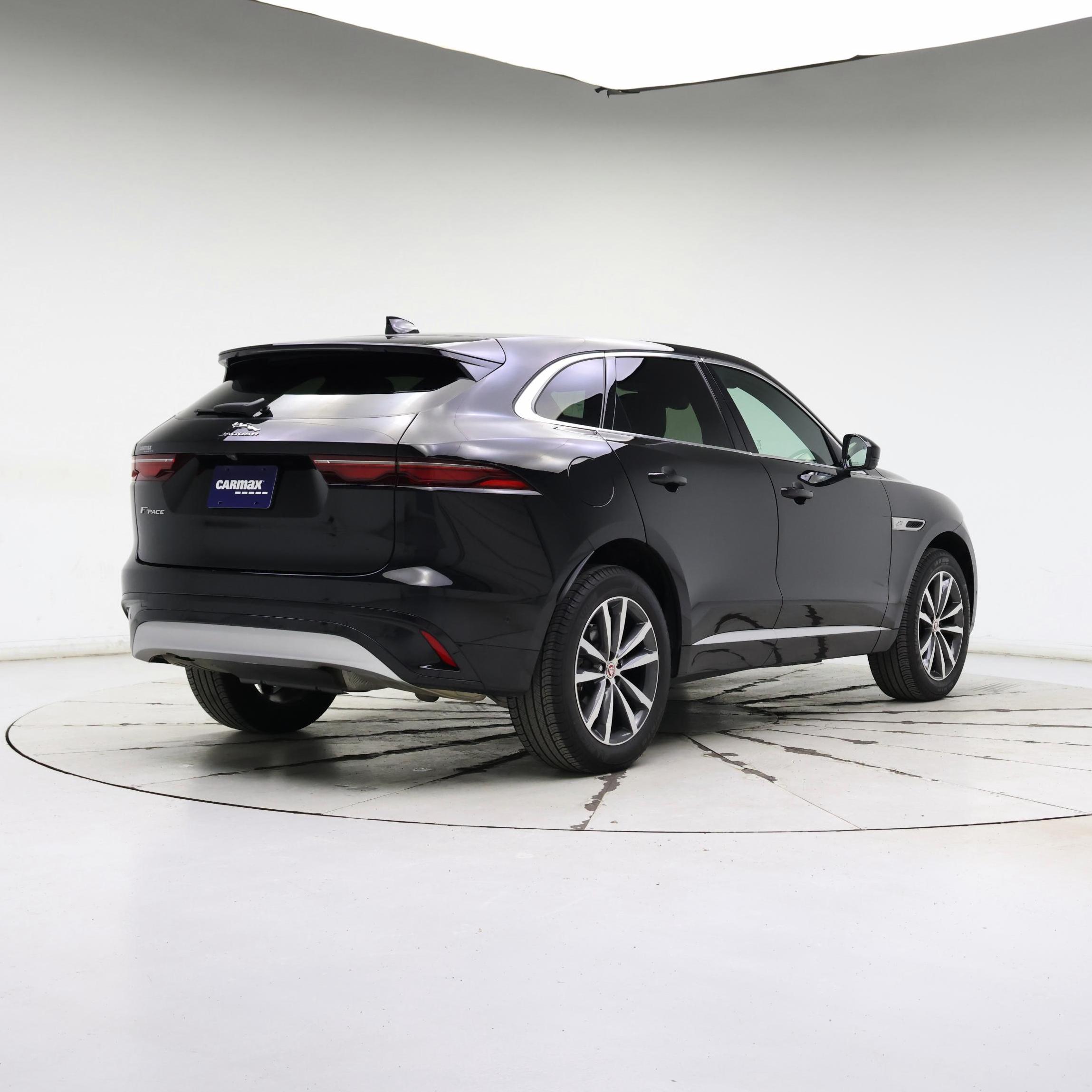 Thumbnail: 2021 Jaguar F-Pace - 8