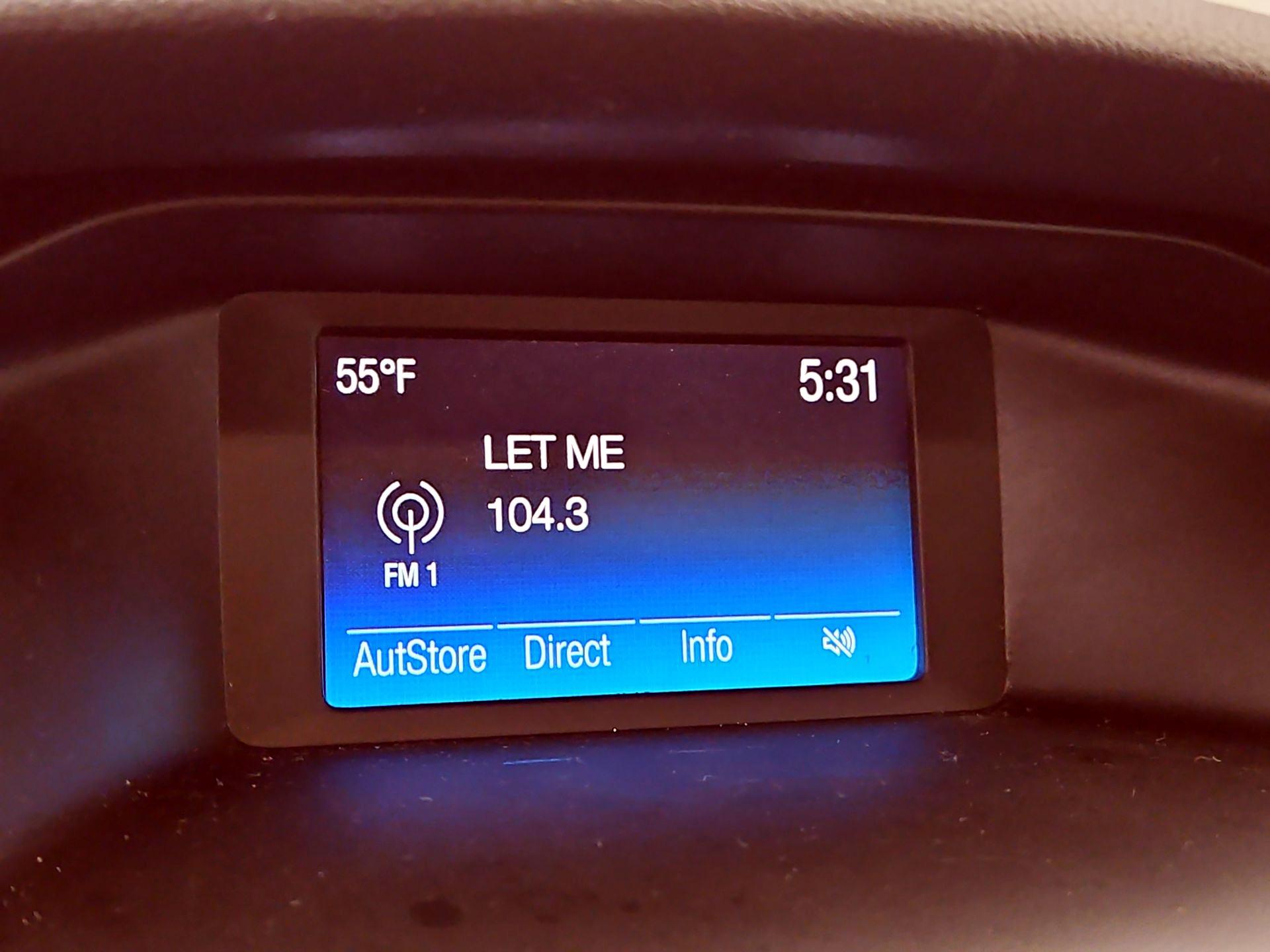 Thumbnail: 2015 Ford Focus - 15